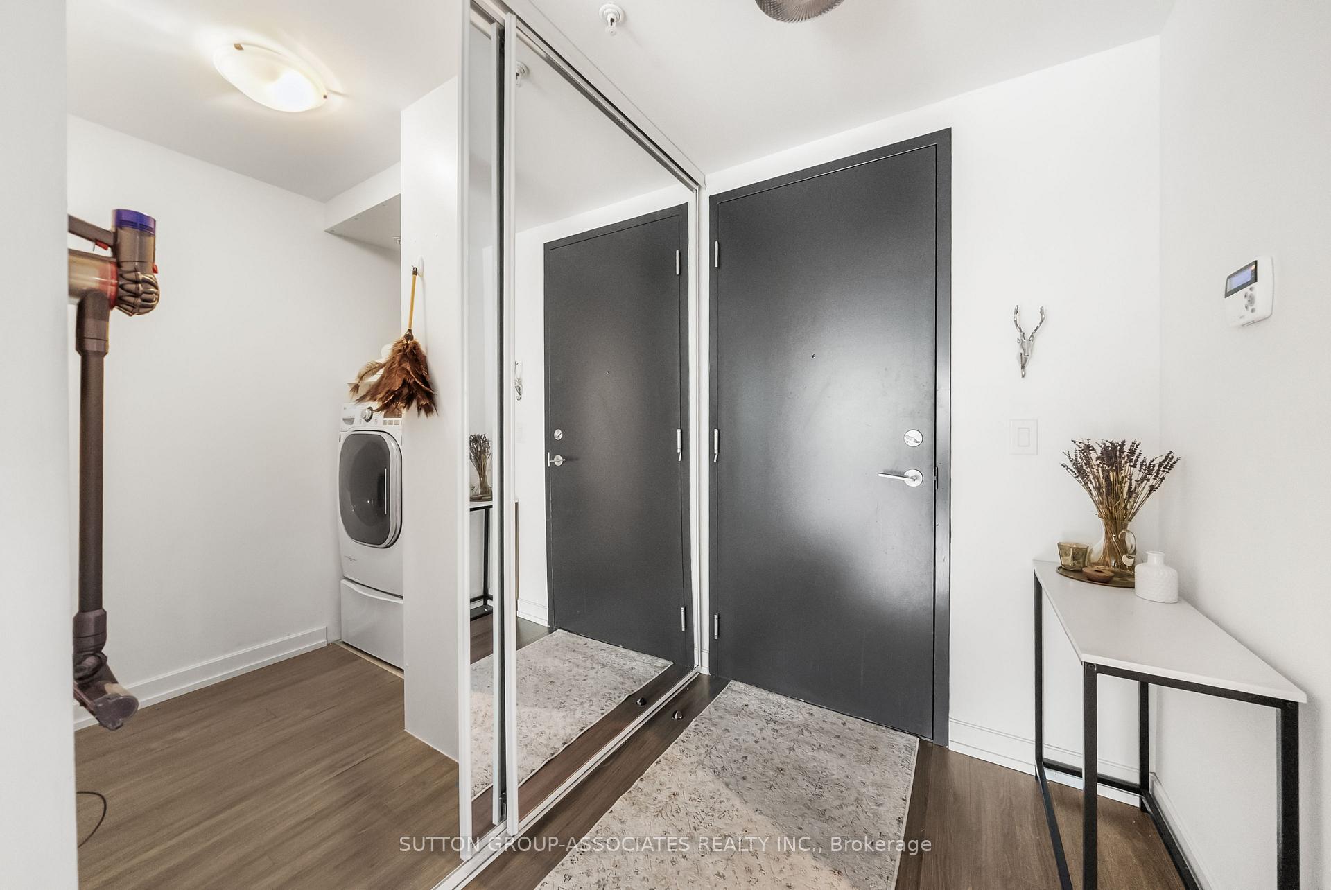Photo 44 of Unit 502, 377 Madison Avenue, Toronto, Casa Loma — HOMEH