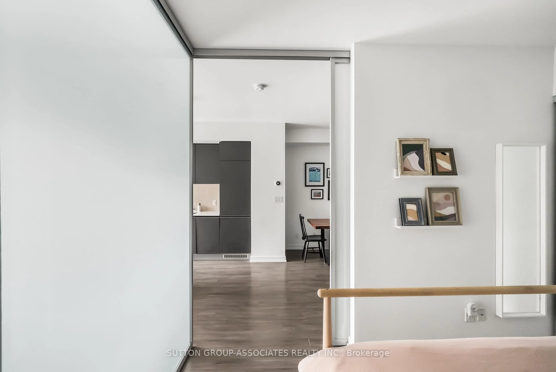 Photo 17 of Unit 502, 377 Madison Avenue, Toronto, Casa Loma — HOMEH