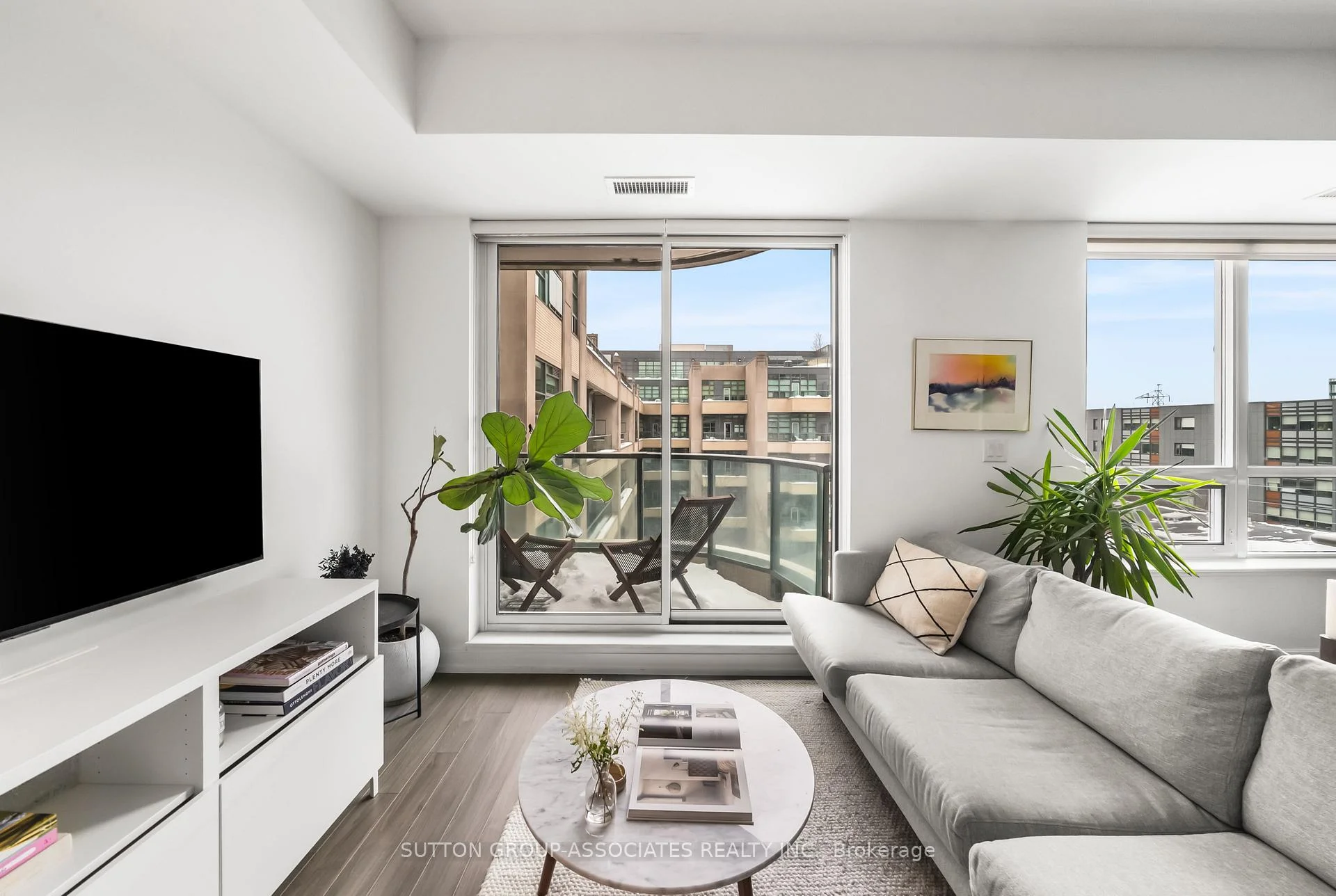 Photo 20 of Unit 502, 377 Madison Avenue, Toronto, Casa Loma — HOMEH