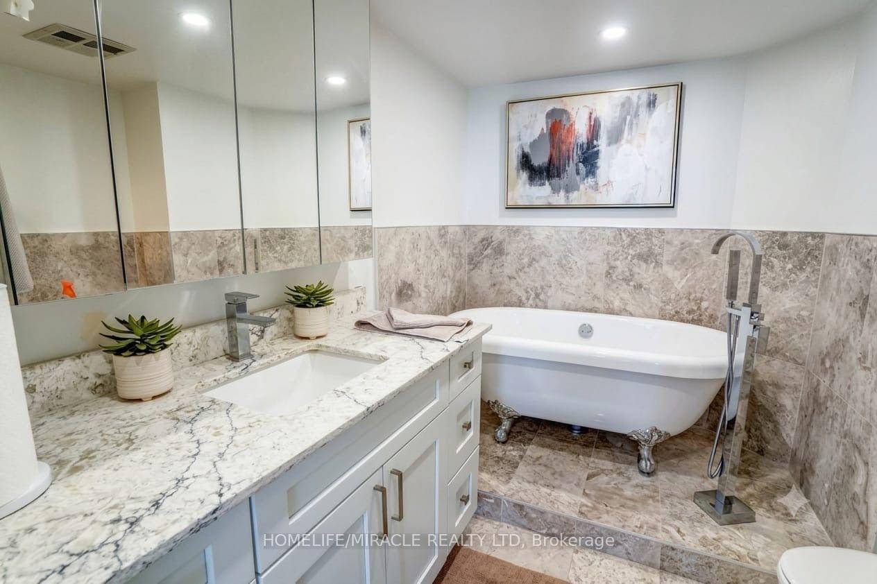 Photo 66 of Unit 802, 3233 Eglinton Avenue E, Scarborough, Scarborough Village — HOMEH