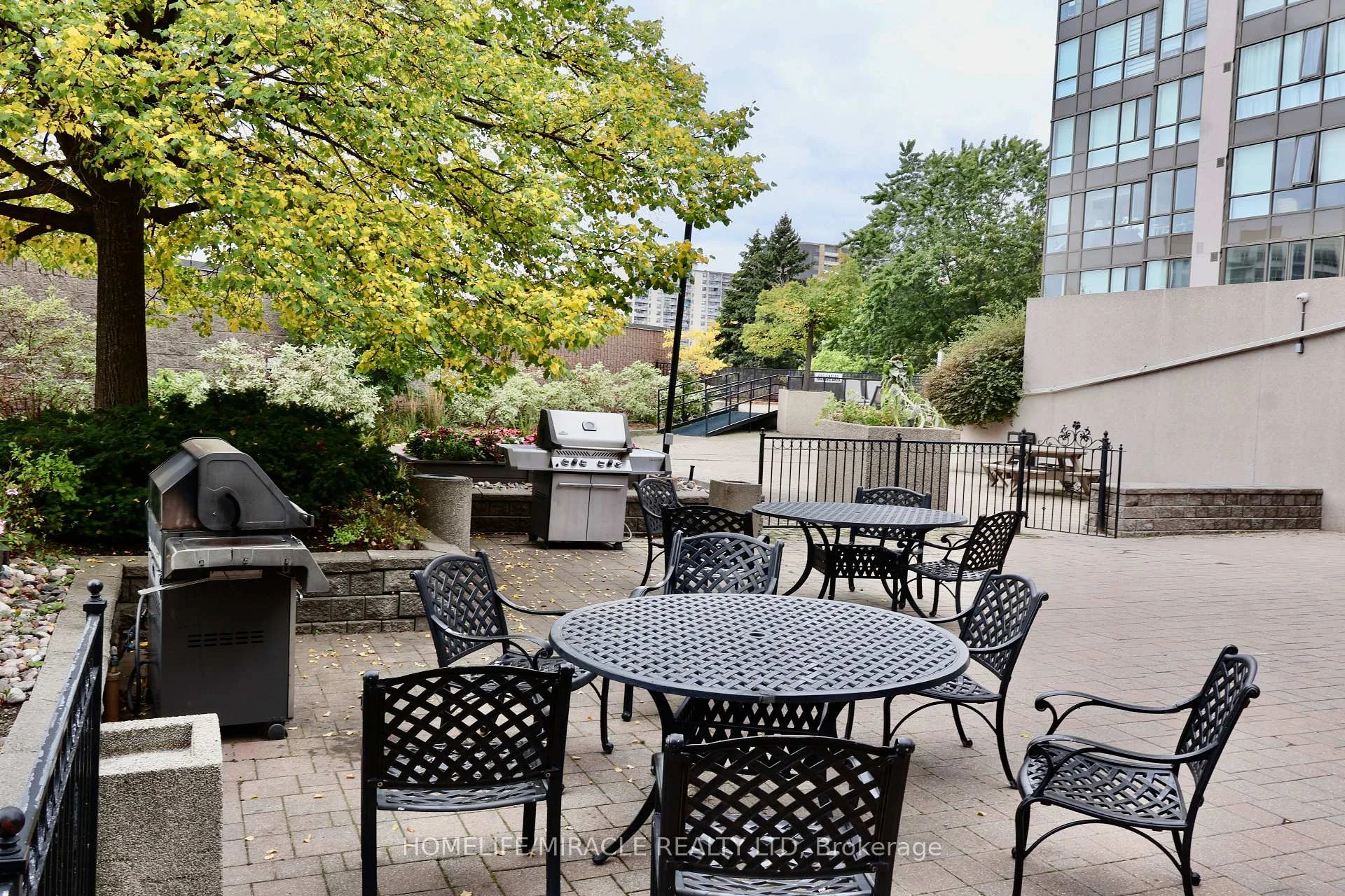 Photo 43 of Unit 802, 3233 Eglinton Avenue E, Scarborough, Scarborough Village — HOMEH