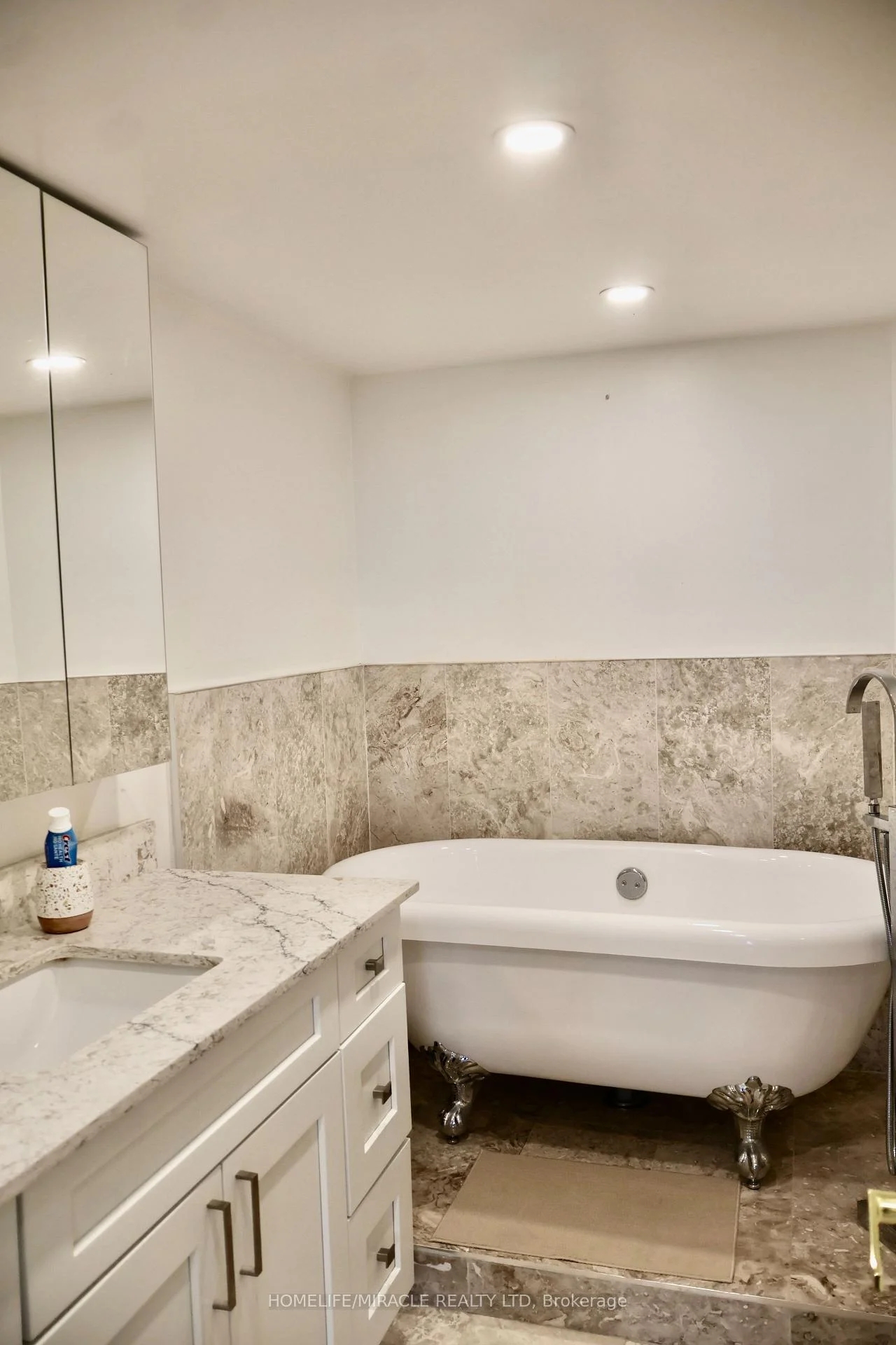 Photo 82 of Unit 802, 3233 Eglinton Avenue E, Scarborough, Scarborough Village — HOMEH