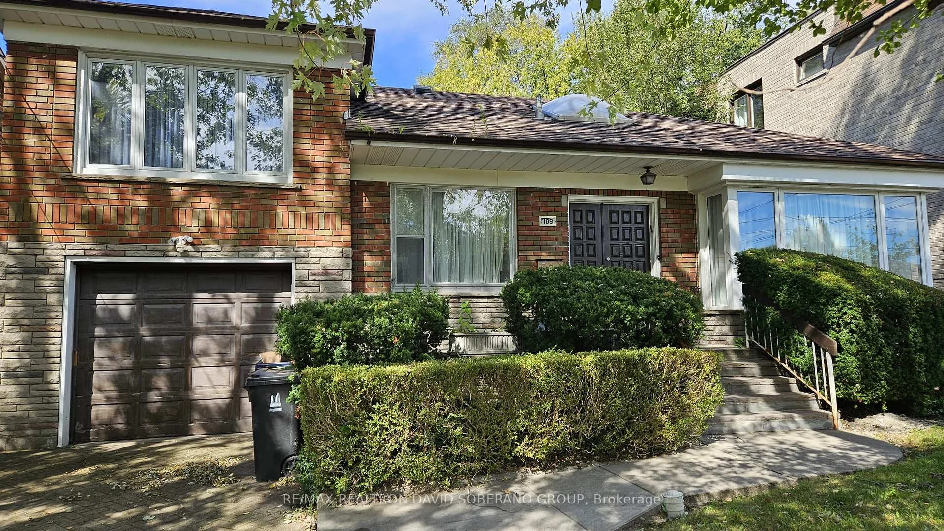 Photo 9 of 108 York Downs Drive, North York, Clanton Park — HOMEH