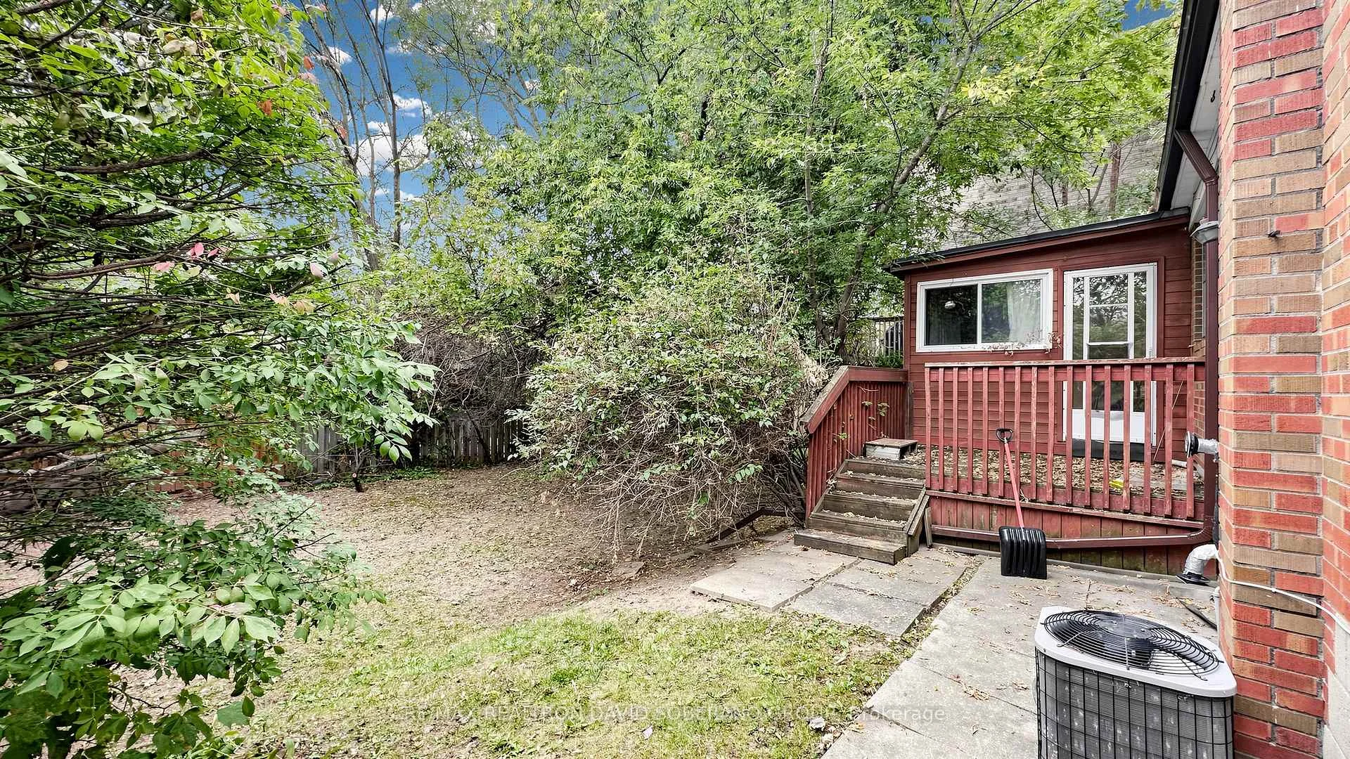 Photo 41 of 108 York Downs Drive, North York, Clanton Park — HOMEH