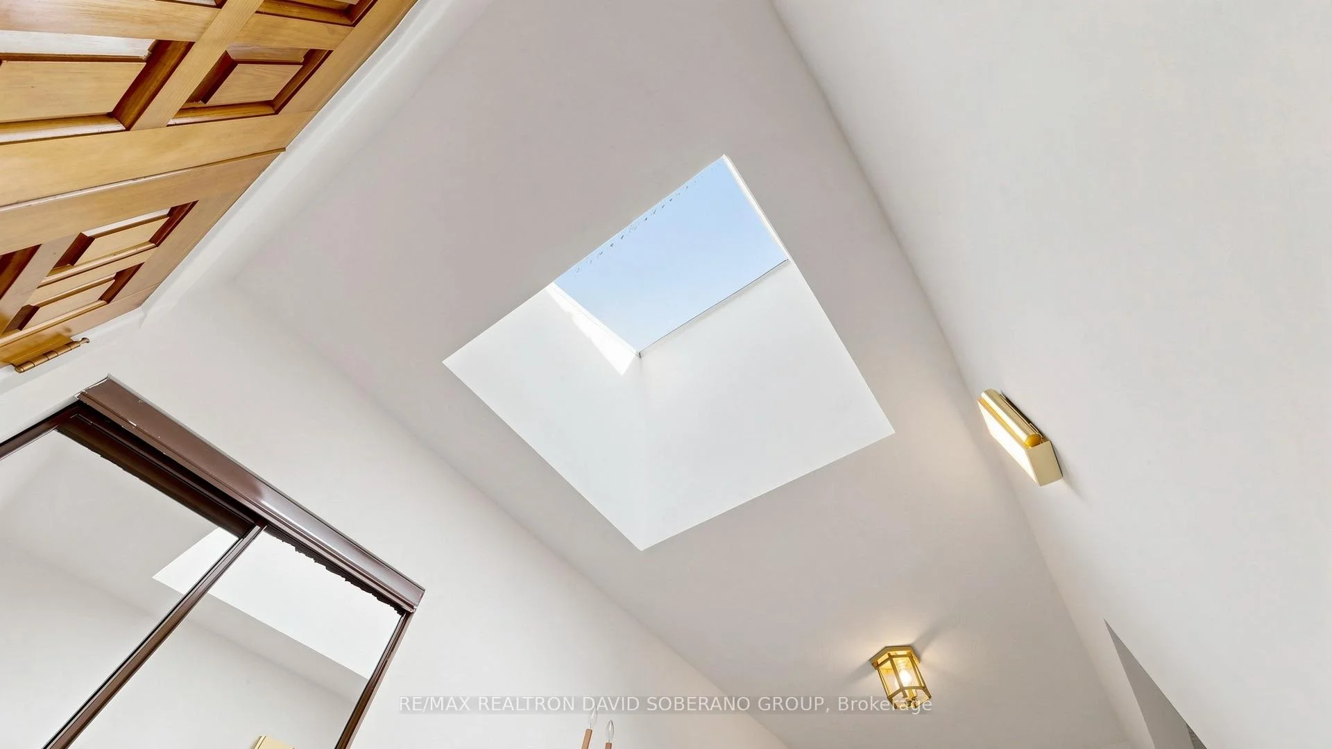 Photo 13 of 108 York Downs Drive, North York, Clanton Park — HOMEH