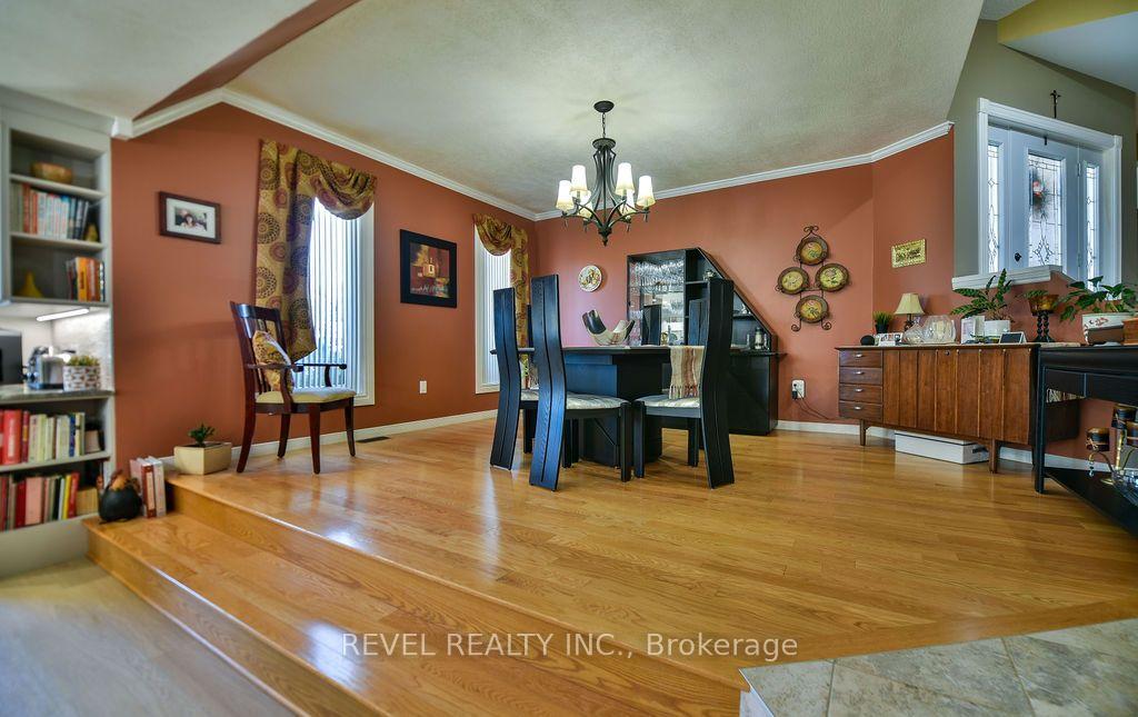 Photo 9 of 260 Emerald Street, Timmins, MTJ - 101 West — HOMEH