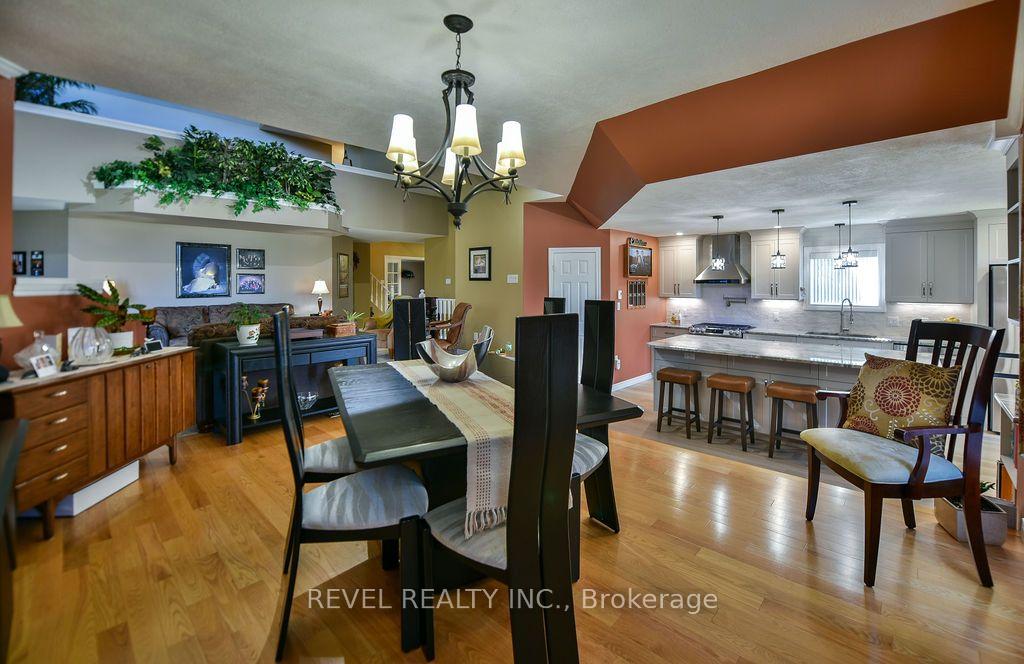 Photo 10 of 260 Emerald Street, Timmins, MTJ - 101 West — HOMEH
