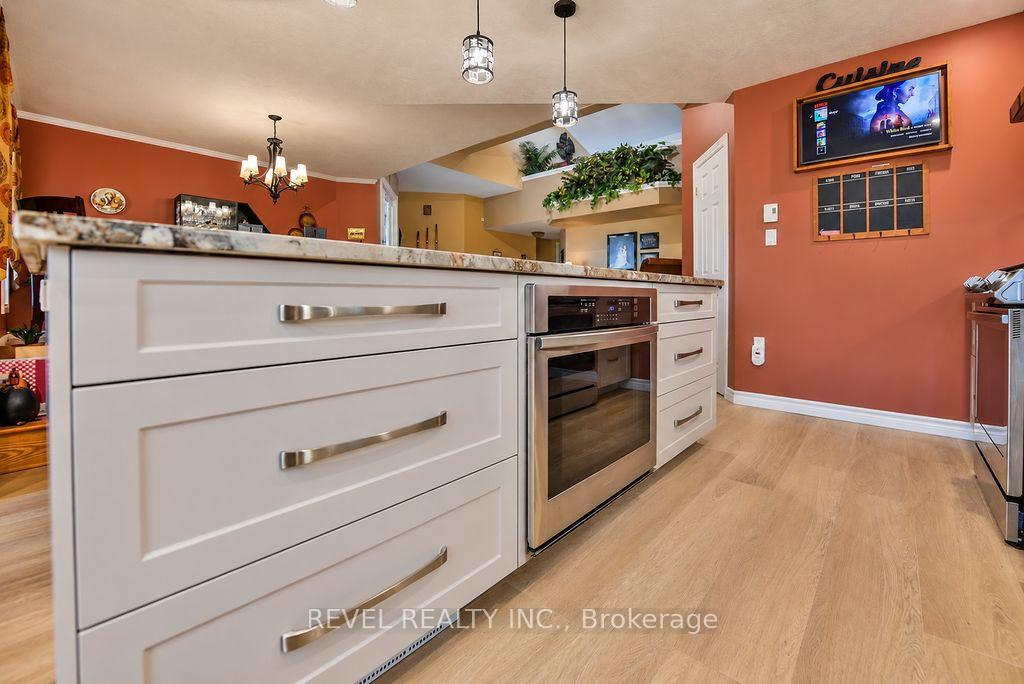 Photo 17 of 260 Emerald Street, Timmins, MTJ - 101 West — HOMEH