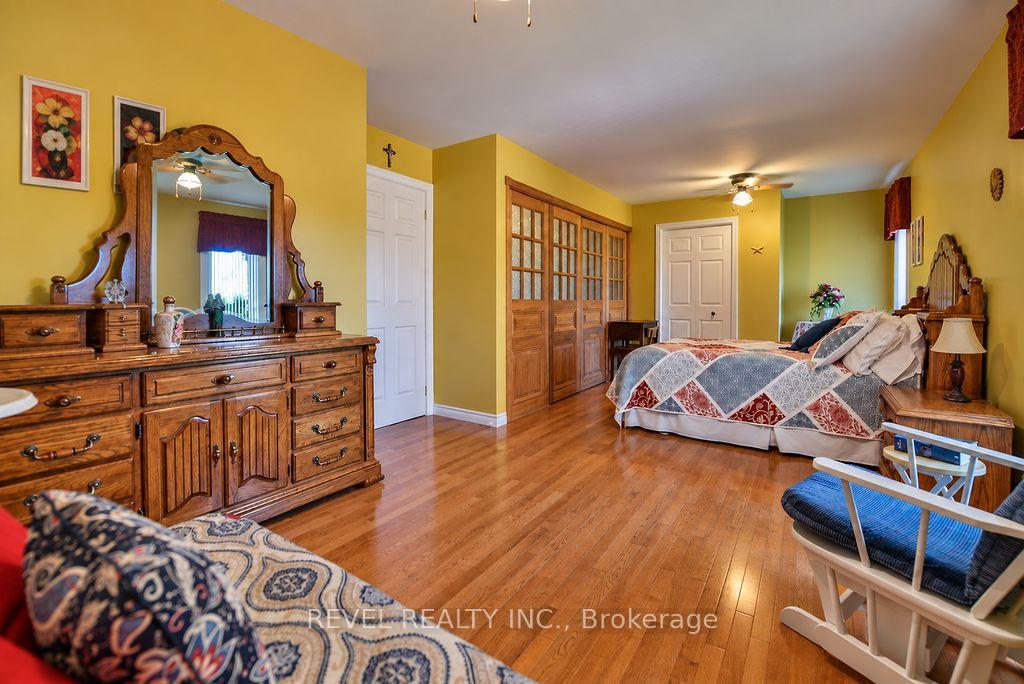 Photo 33 of 260 Emerald Street, Timmins, MTJ - 101 West — HOMEH