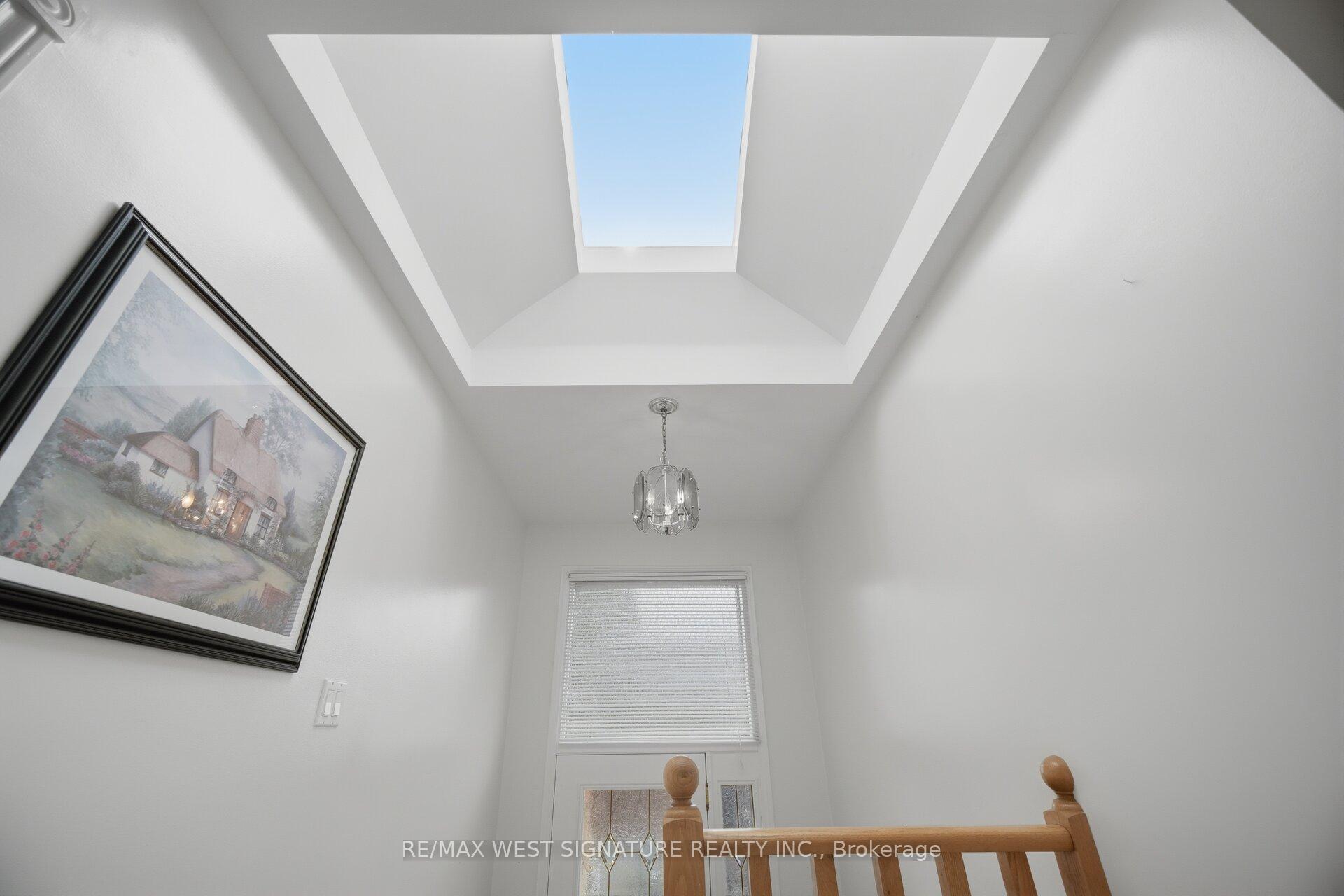Photo 11 of 90 North Ridge Road, Vaughan, West Woodbridge — HOMEH