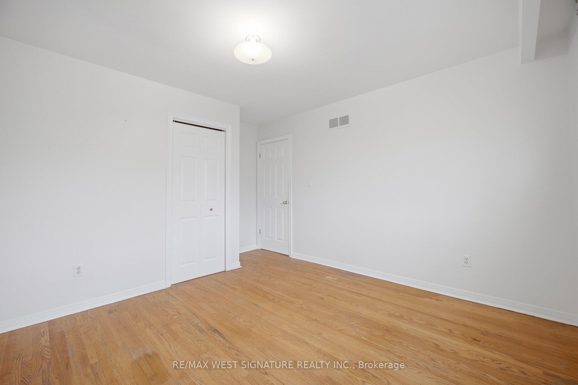 Photo 13 of 90 North Ridge Road, Vaughan, West Woodbridge — HOMEH