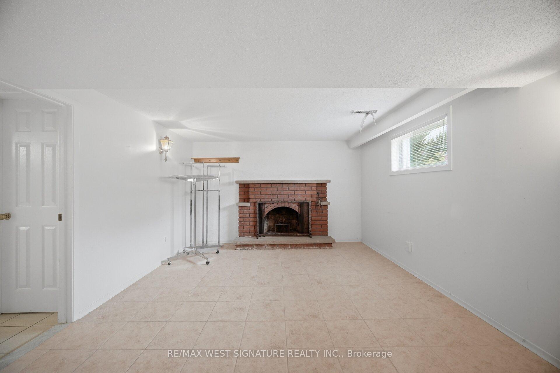 Photo 23 of 90 North Ridge Road, Vaughan, West Woodbridge — HOMEH