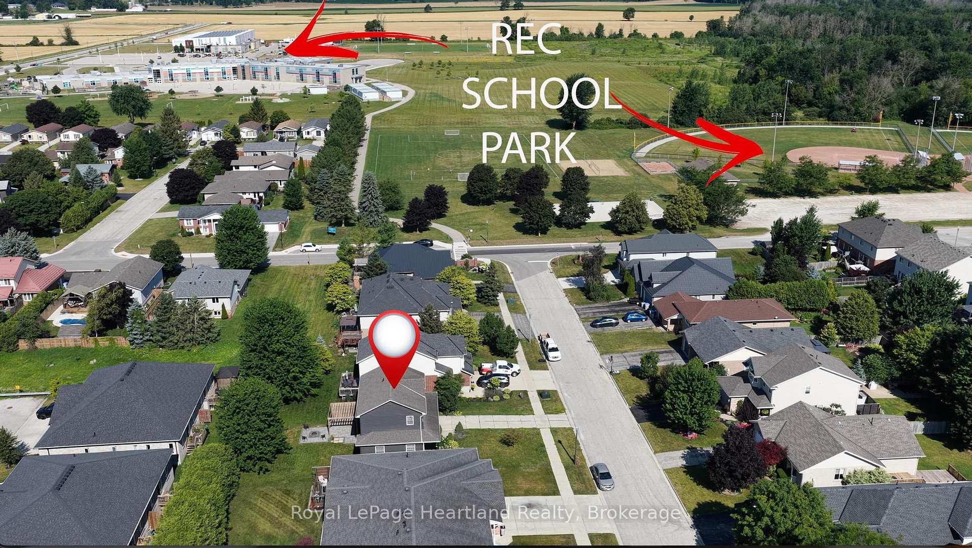 Photo 2 of 770 Scott Street W, North Perth, Listowel — HOMEH