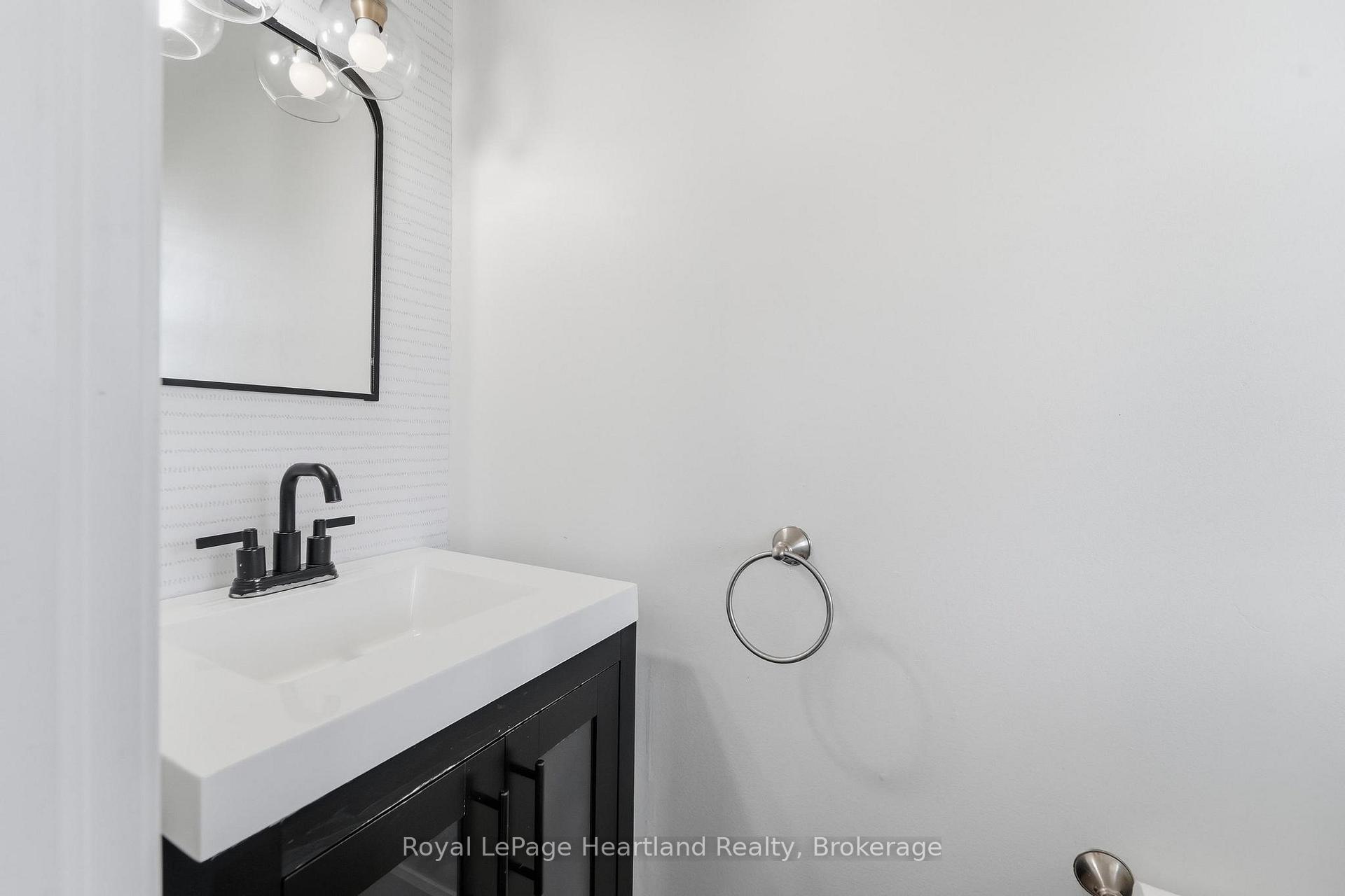 Photo 13 of 770 Scott Street W, North Perth, Listowel — HOMEH