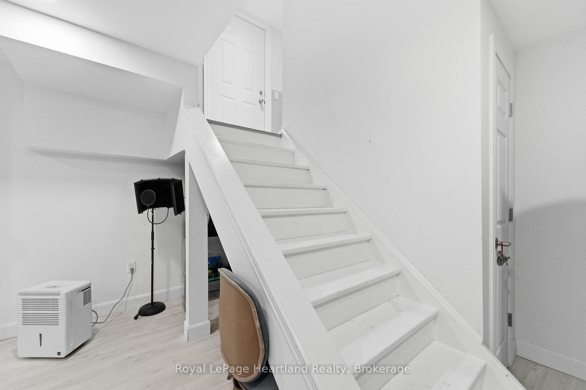 Photo 26 of 770 Scott Street W, North Perth, Listowel — HOMEH