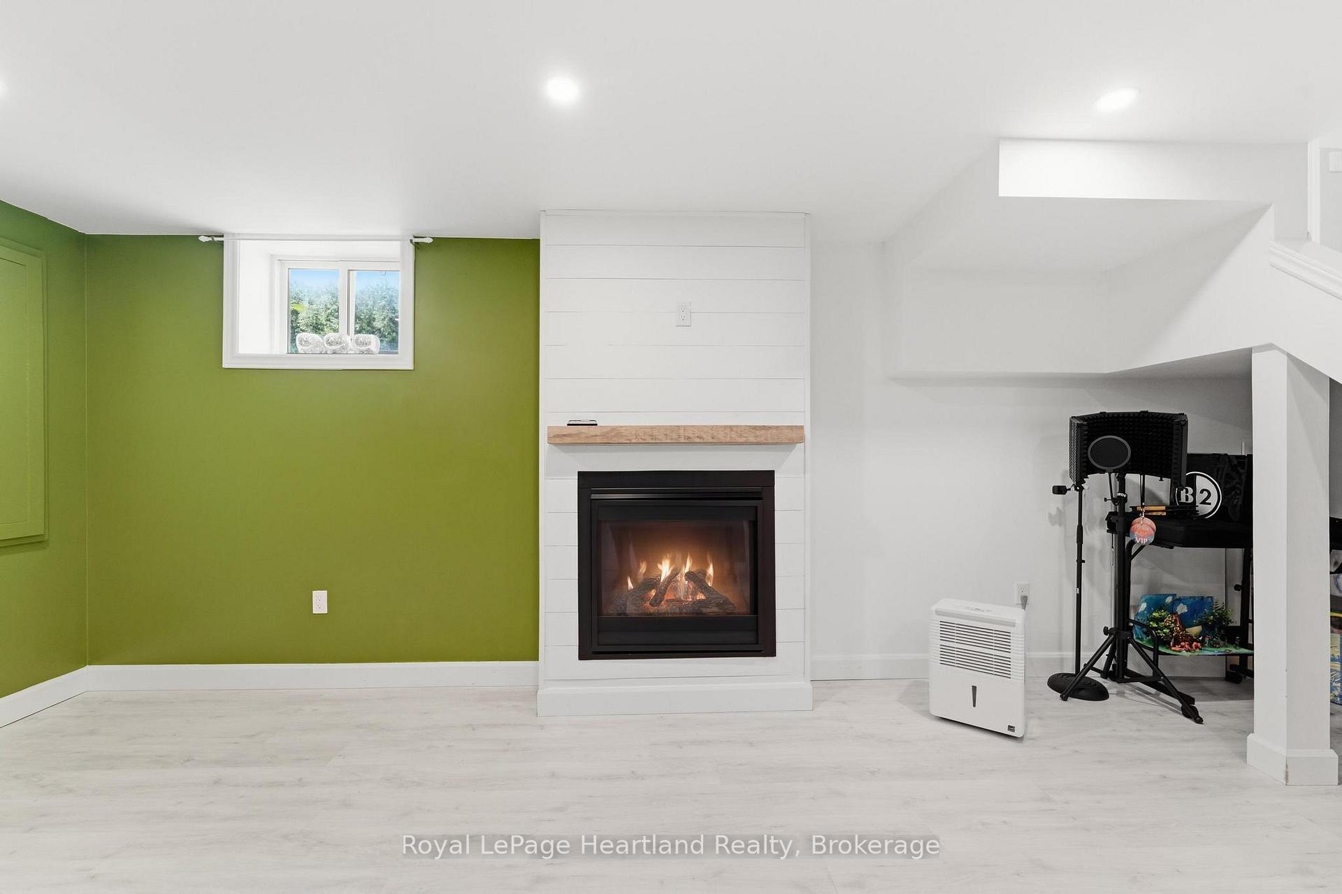 Photo 28 of 770 Scott Street W, North Perth, Listowel — HOMEH