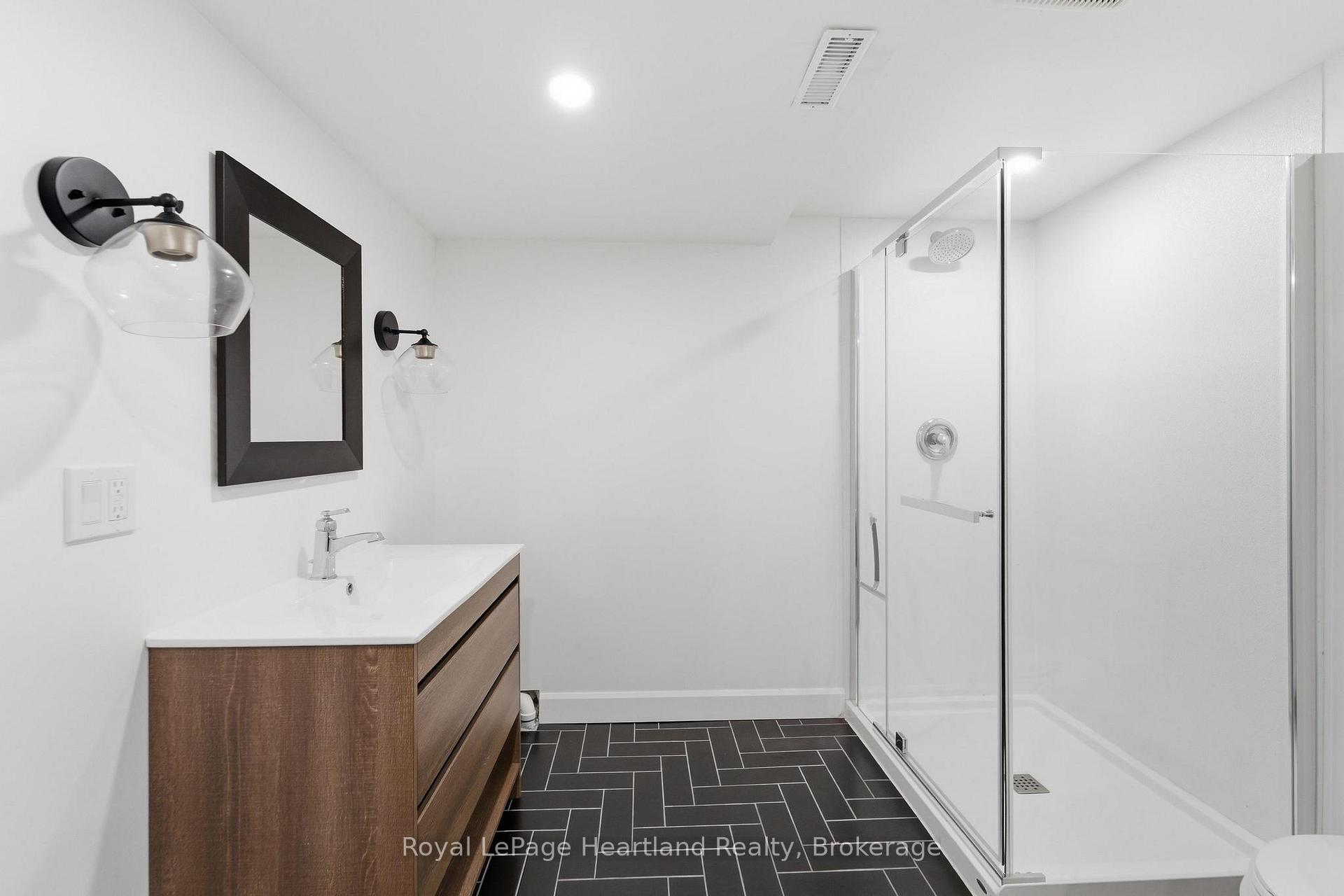 Photo 30 of 770 Scott Street W, North Perth, Listowel — HOMEH