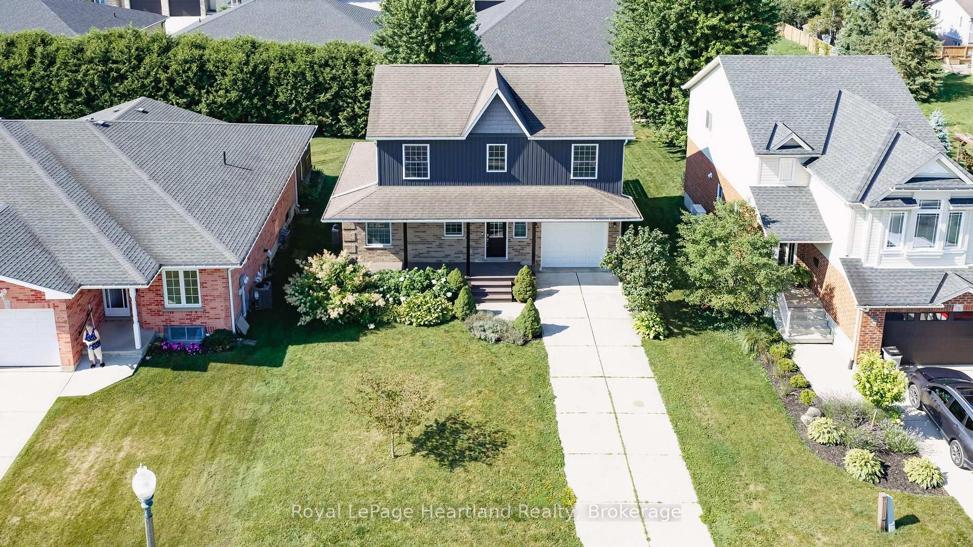 Photo 36 of 770 Scott Street W, North Perth, Listowel — HOMEH