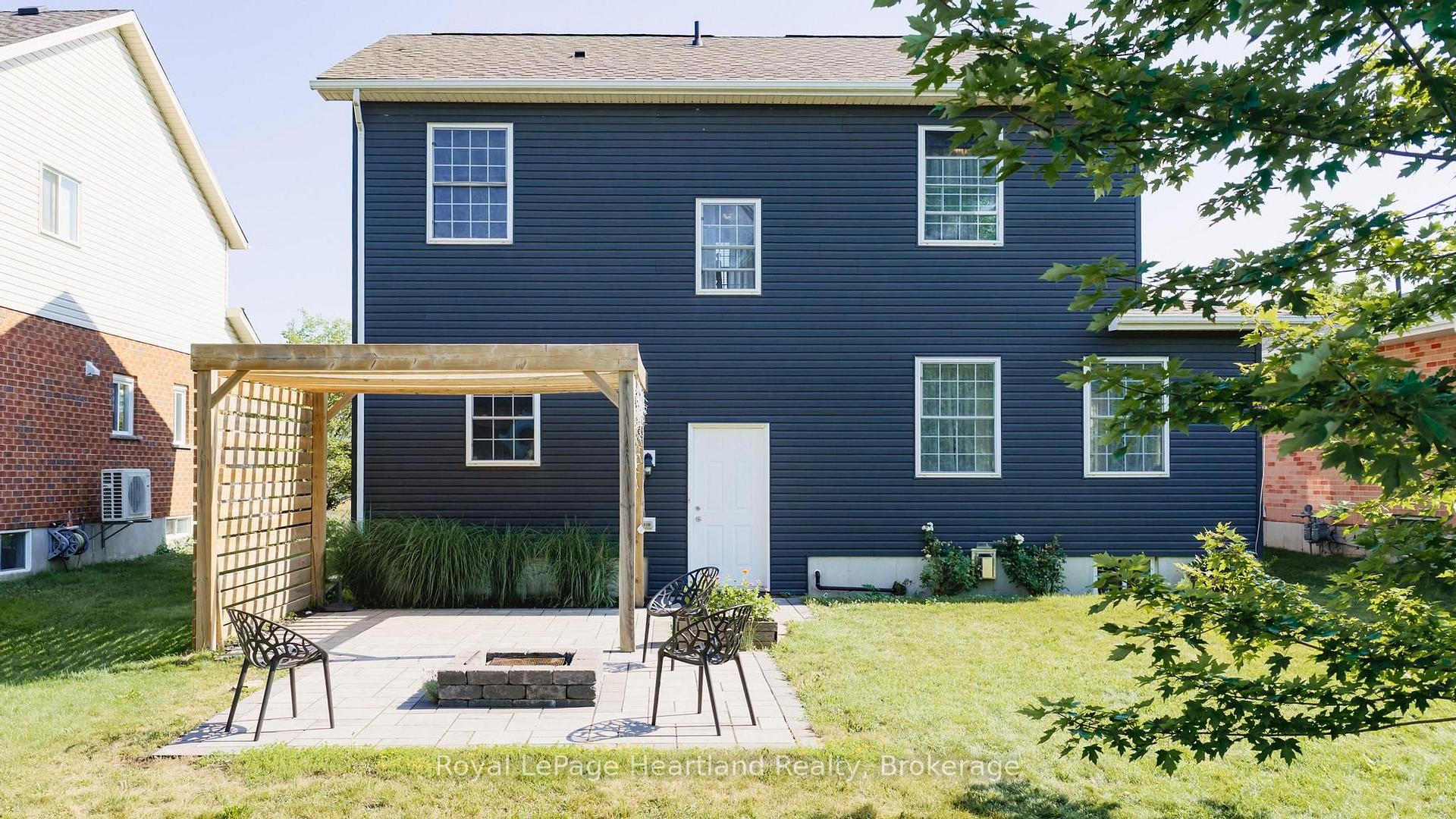 Photo 40 of 770 Scott Street W, North Perth, Listowel — HOMEH