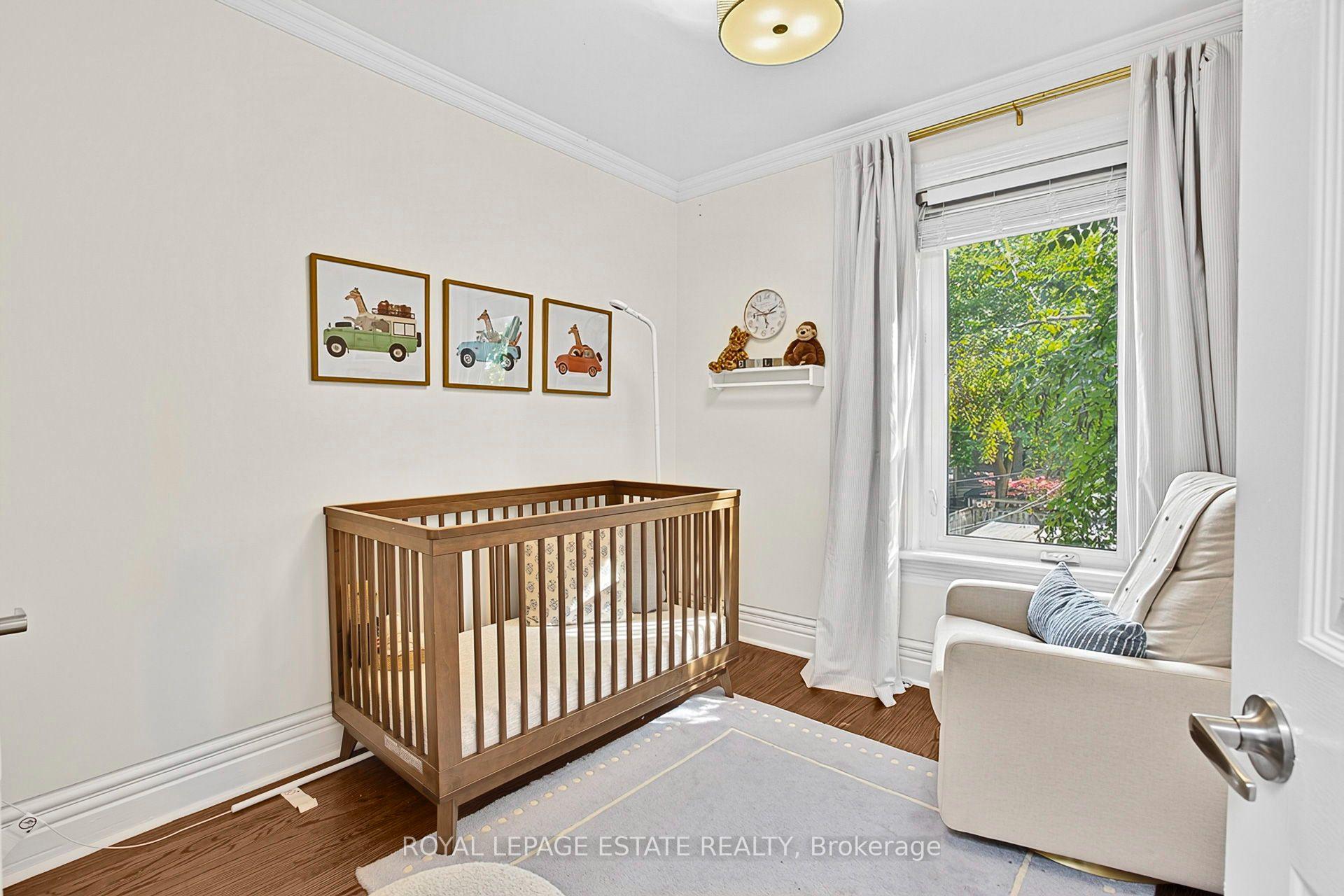 Photo 19 of 21 Brighton Avenue, Toronto, South Riverdale — HOMEH