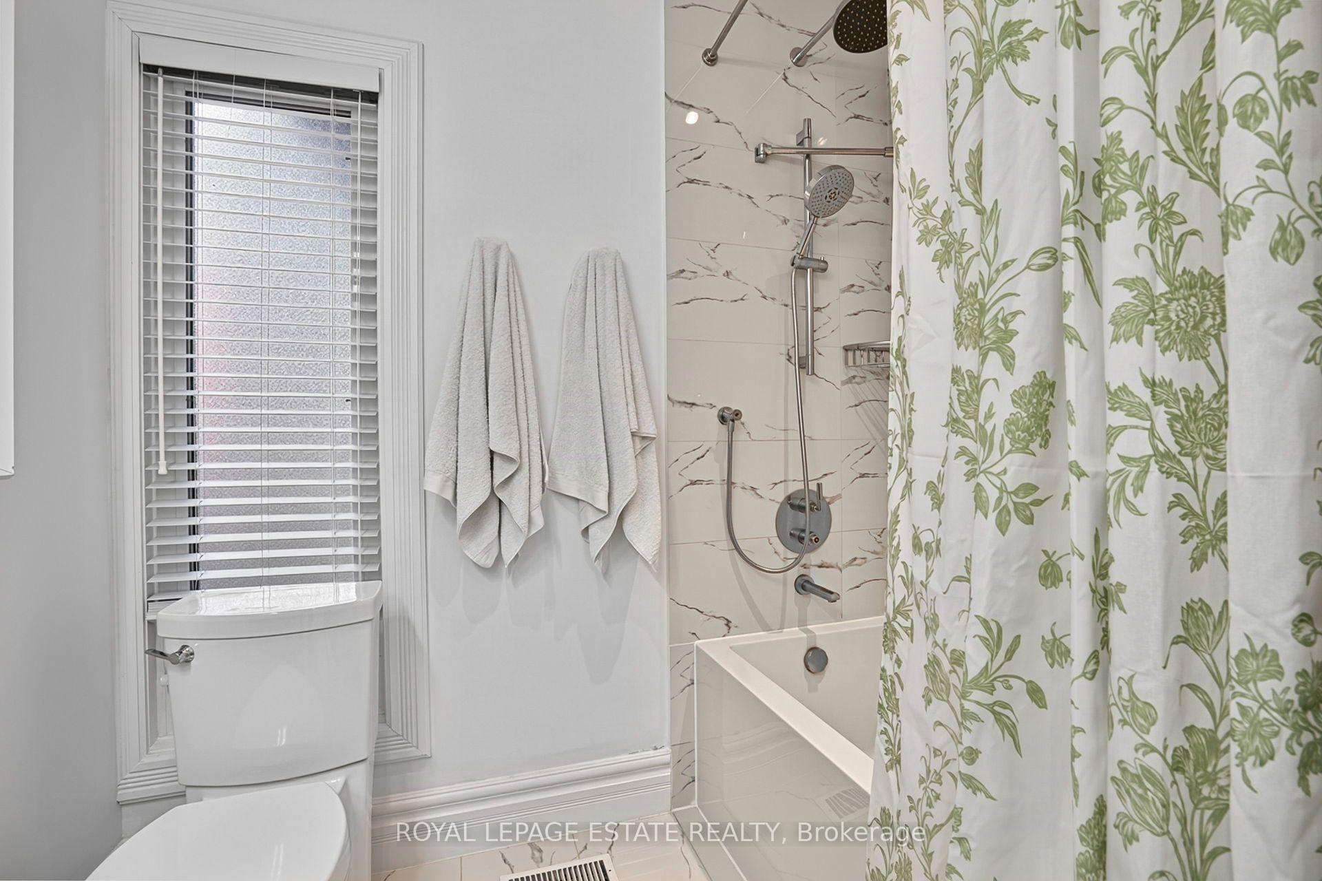 Photo 23 of 21 Brighton Avenue, Toronto, South Riverdale — HOMEH