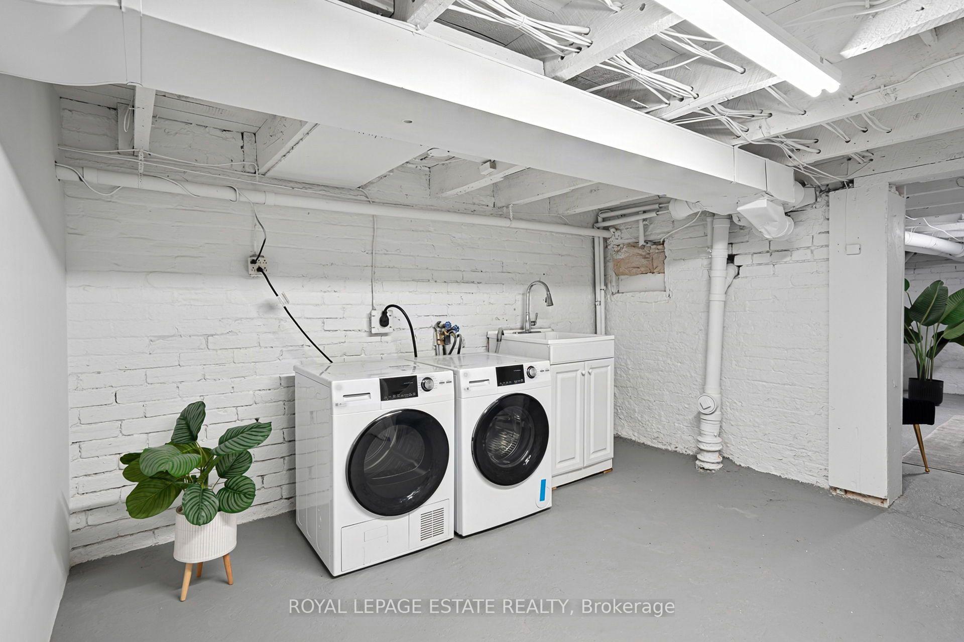 Photo 25 of 21 Brighton Avenue, Toronto, South Riverdale — HOMEH