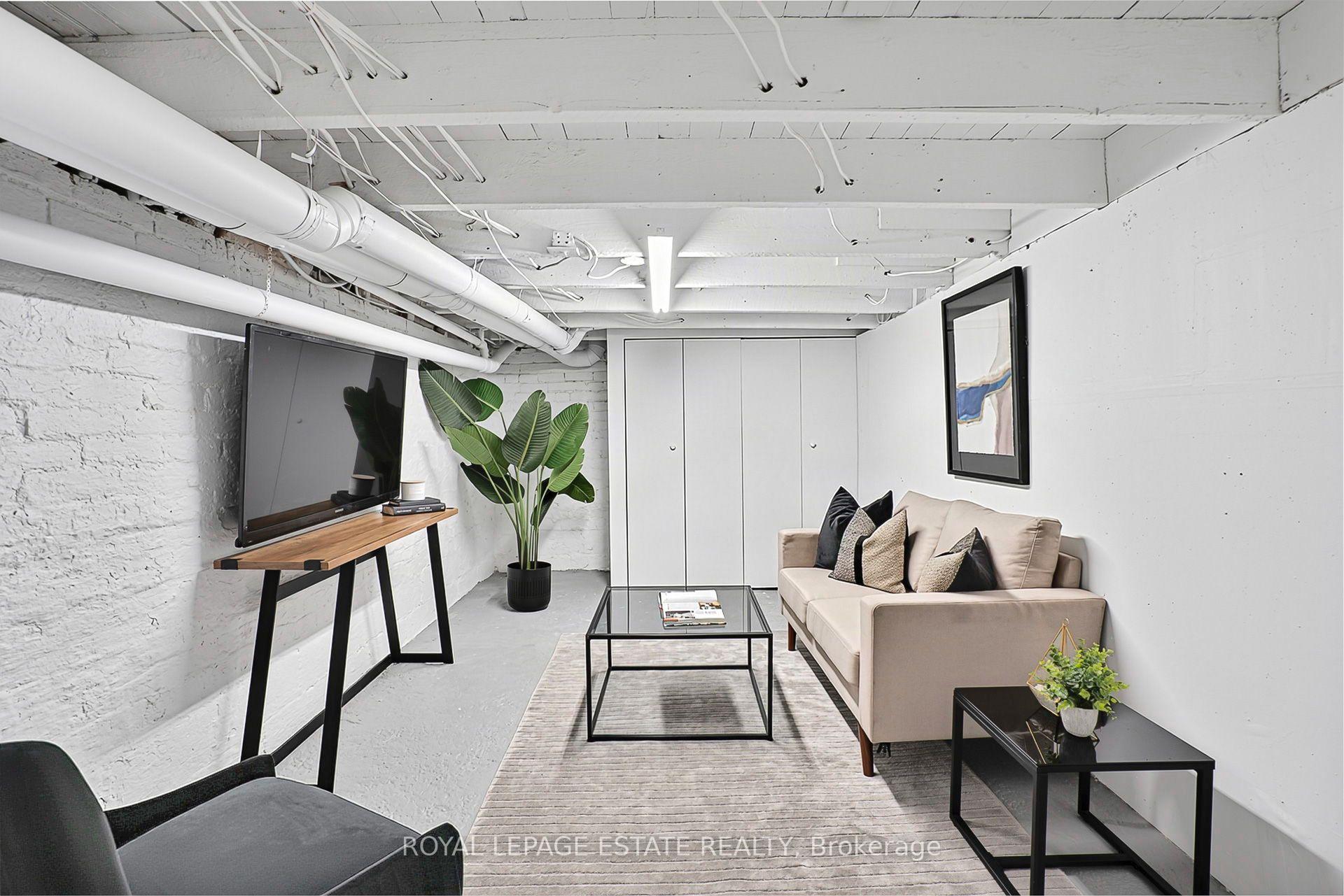 Photo 26 of 21 Brighton Avenue, Toronto, South Riverdale — HOMEH
