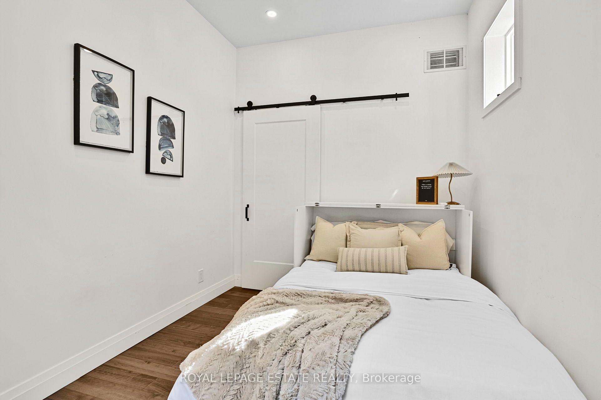 Photo 31 of 21 Brighton Avenue, Toronto, South Riverdale — HOMEH