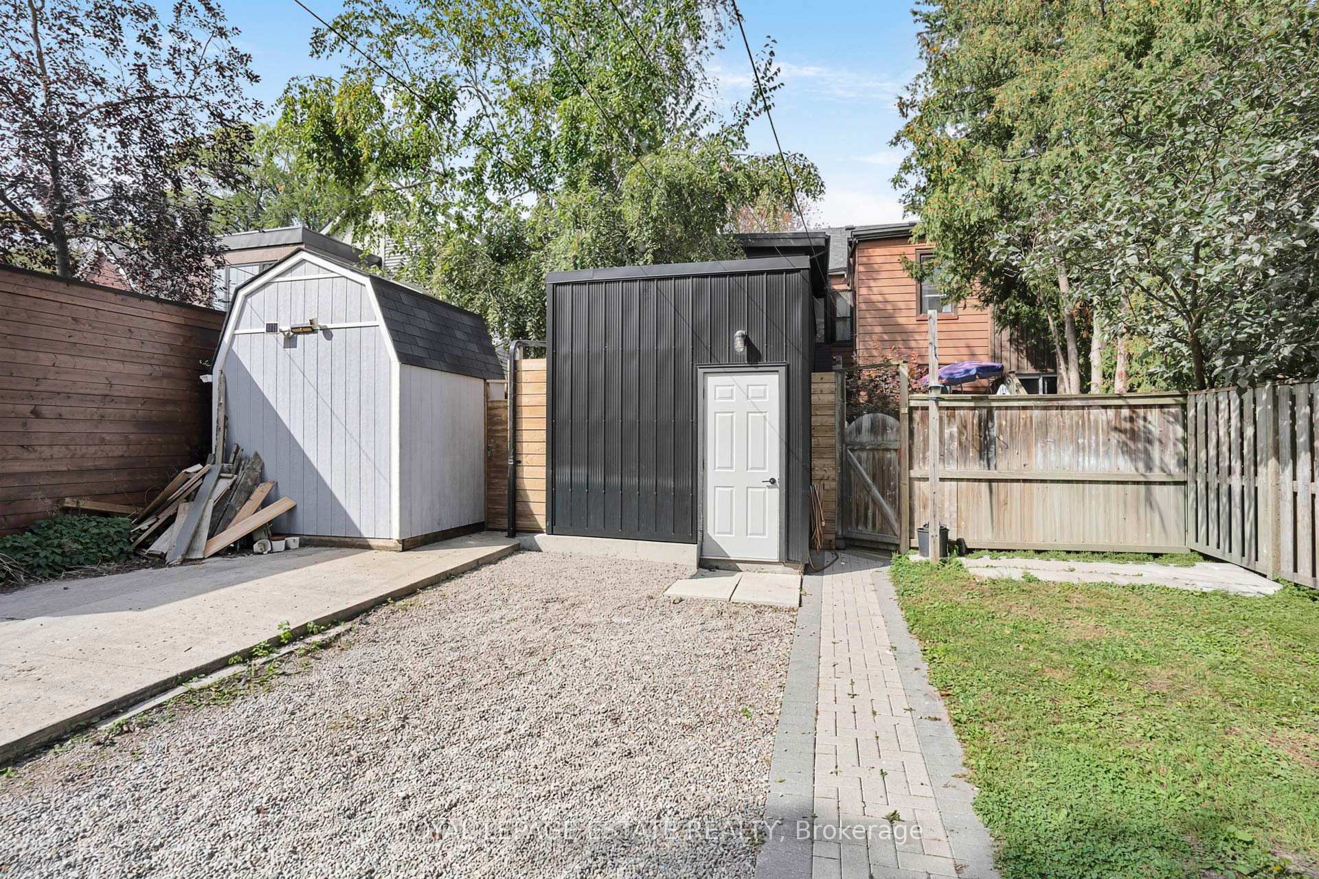 Photo 33 of 21 Brighton Avenue, Toronto, South Riverdale — HOMEH