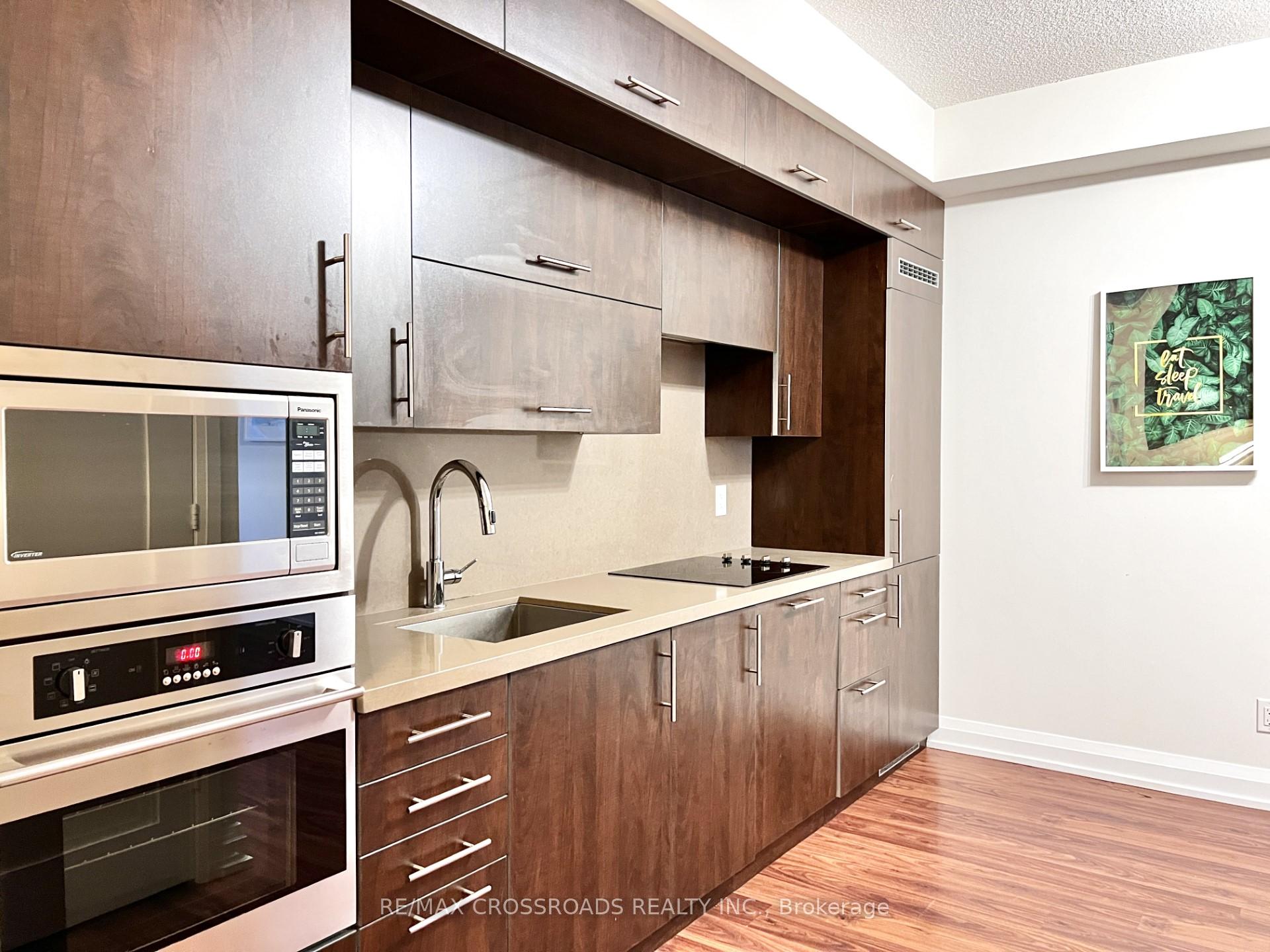 Photo 4 of Unit 601, 2 Anndale Drive, North York, Willowdale East — HOMEH