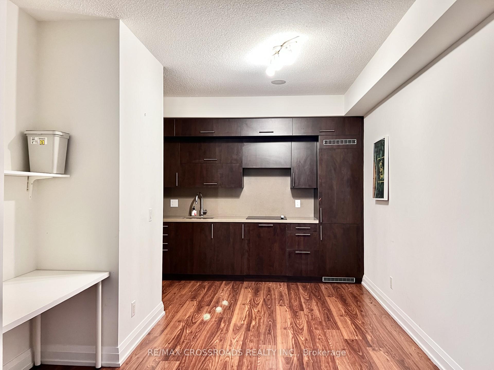 Photo 8 of Unit 601, 2 Anndale Drive, North York, Willowdale East — HOMEH