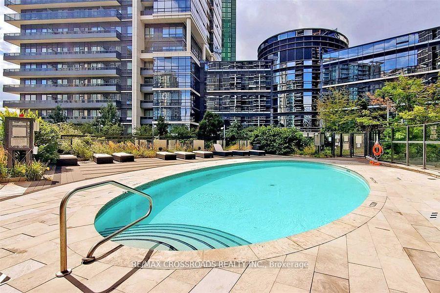 Photo 16 of Unit 601, 2 Anndale Drive, North York, Willowdale East — HOMEH