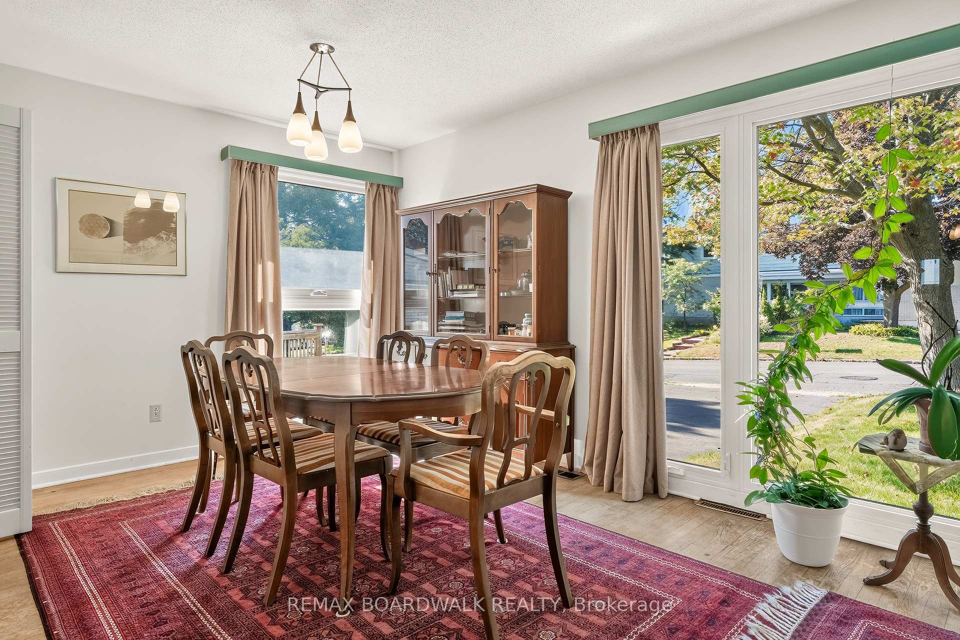 Photo 15 of 7 Charkay Street, Ottawa, Borden Farm/Stewart Farm/Carleton Heights/Parkwood Hills — HOMEH