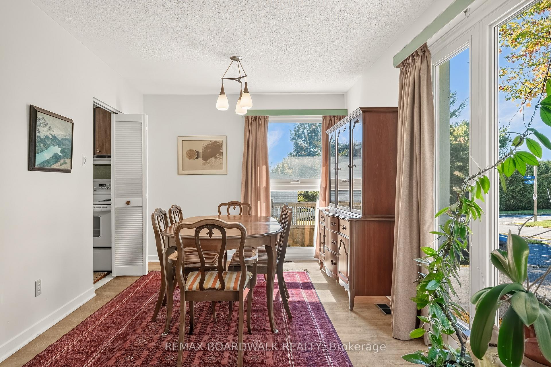 Photo 16 of 7 Charkay Street, Ottawa, Borden Farm/Stewart Farm/Carleton Heights/Parkwood Hills — HOMEH