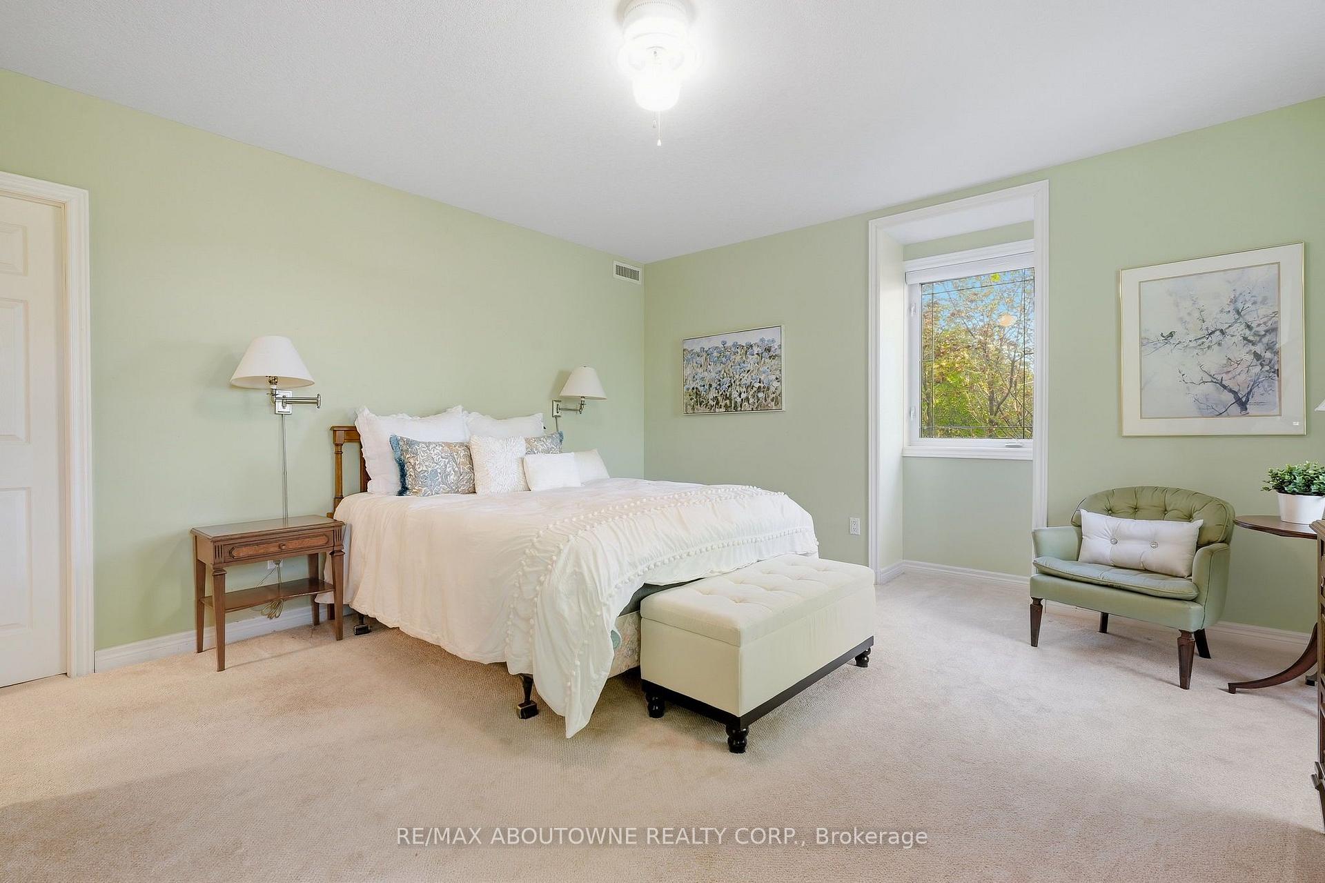 Photo 27 of Unit 301, 390 Upper Middle Road, Oakville, Falgarwood — HOMEH