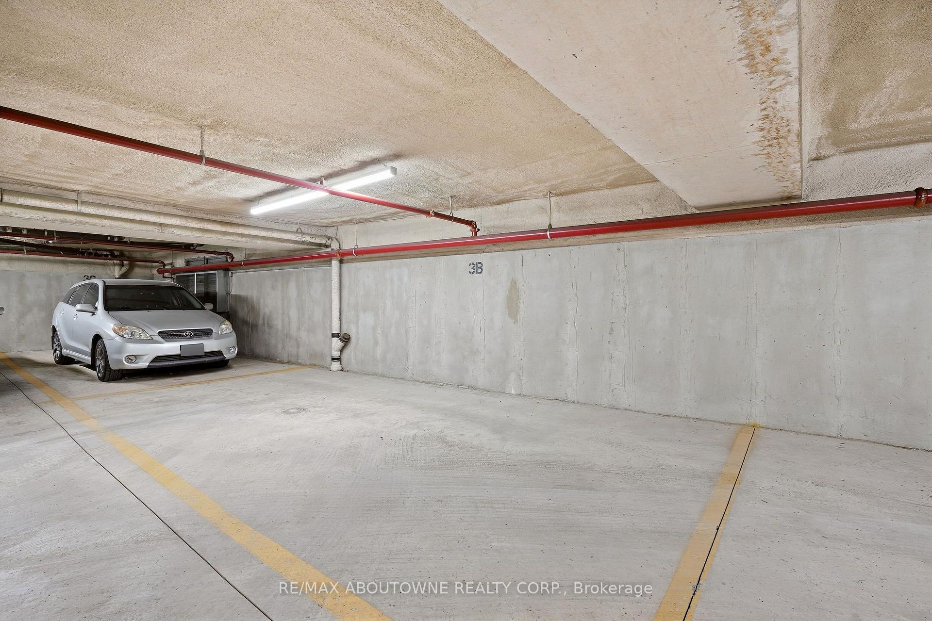 Photo 37 of Unit 301, 390 Upper Middle Road, Oakville, Falgarwood — HOMEH