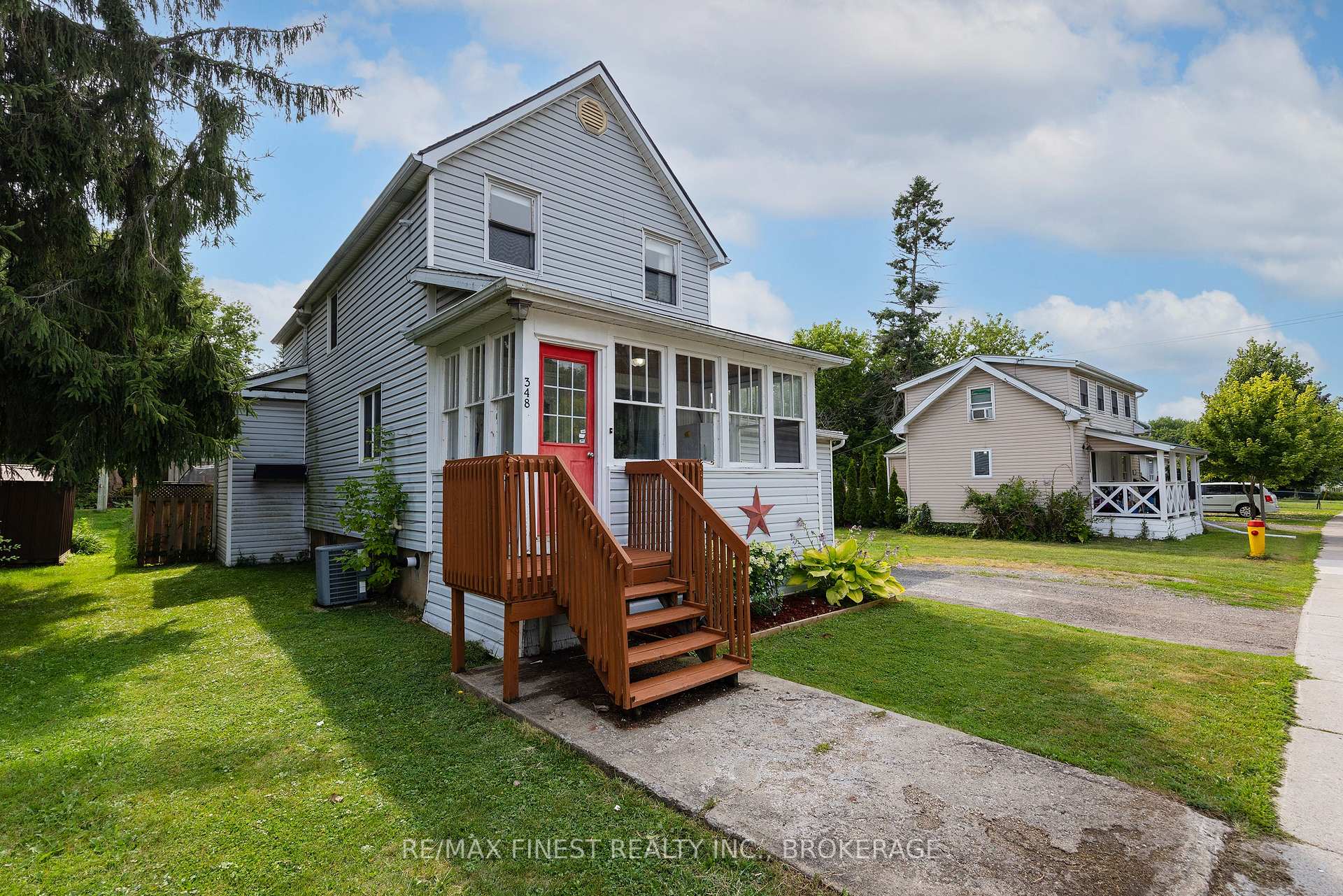 Photo 4 of 348 Charles Street N, Gananoque, Gananoque — HOMEH