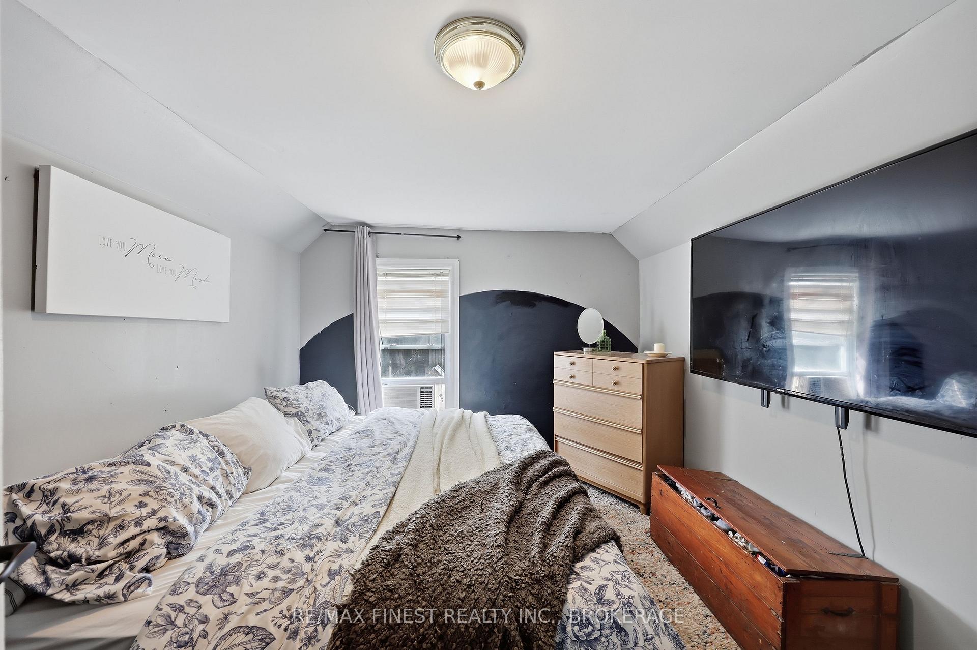 Photo 20 of 348 Charles Street N, Gananoque, Gananoque — HOMEH