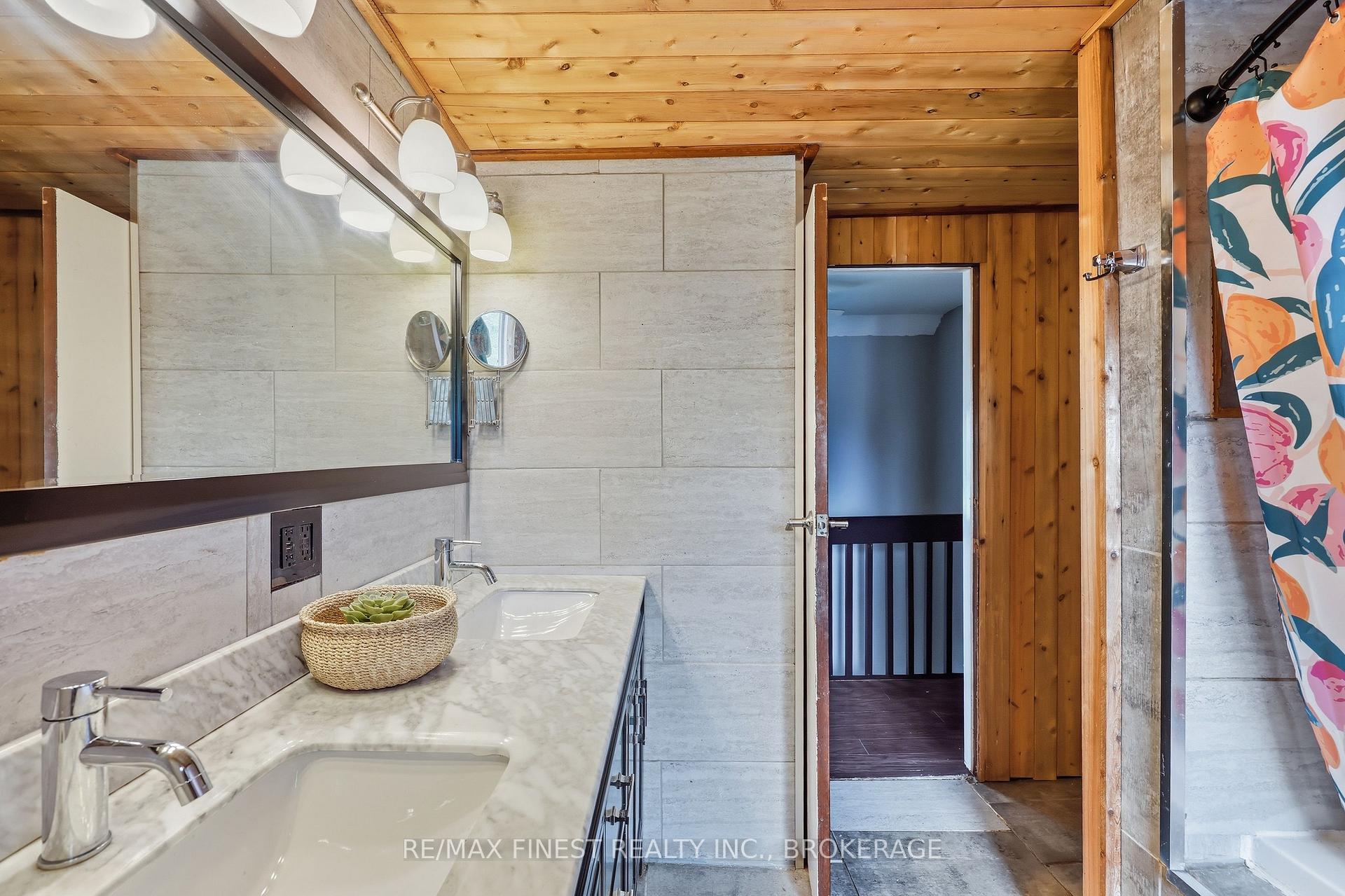 Photo 23 of 348 Charles Street N, Gananoque, Gananoque — HOMEH