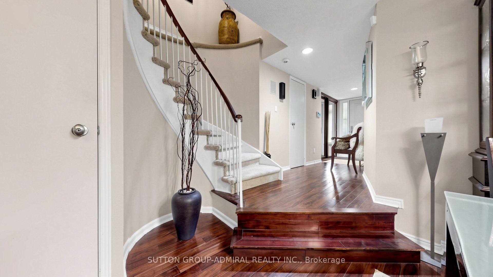 Photo 15 of 4 Doral Gate, Markham, Royal Orchard — HOMEH