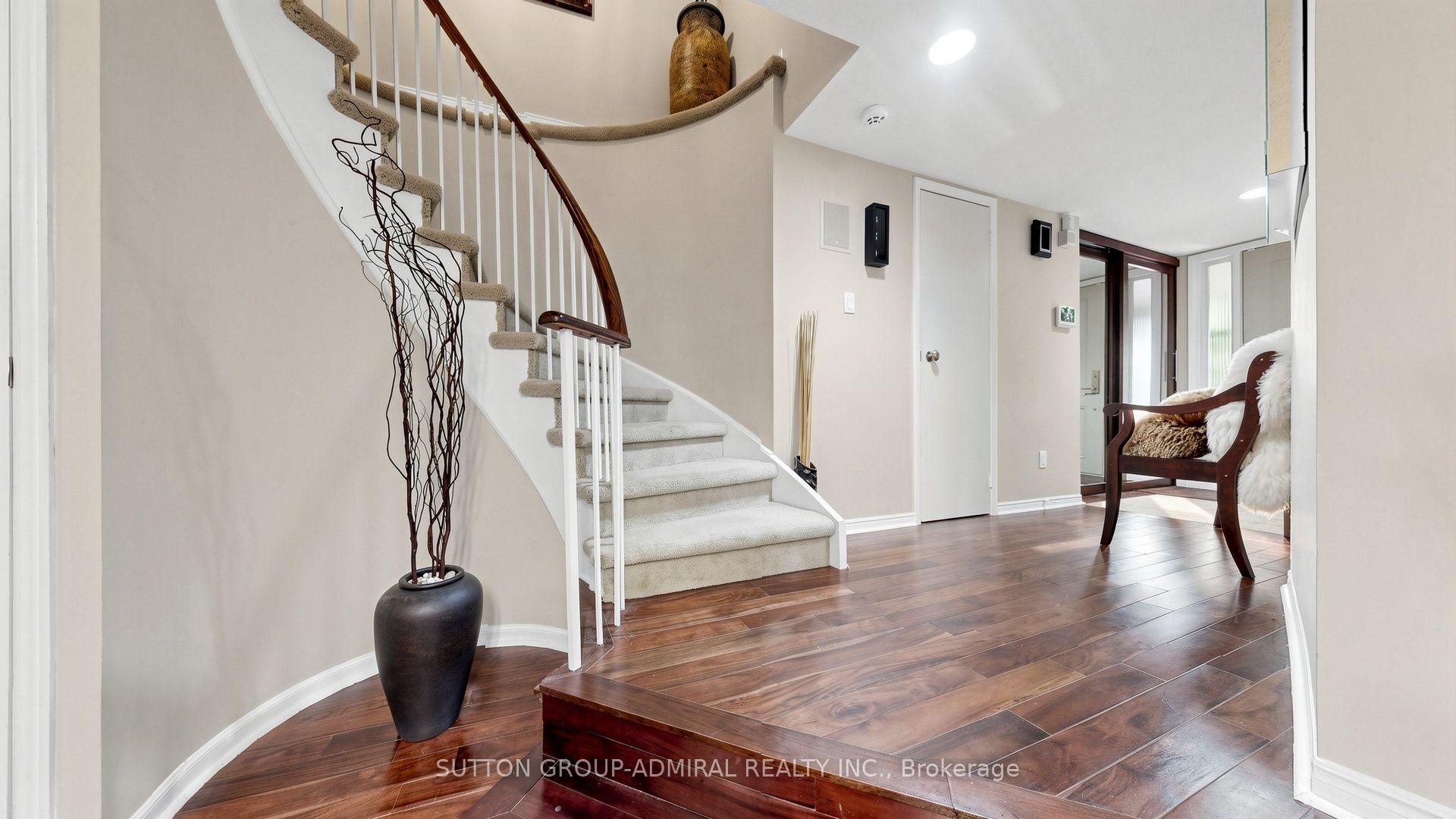 Photo 33 of 4 Doral Gate, Markham, Royal Orchard — HOMEH