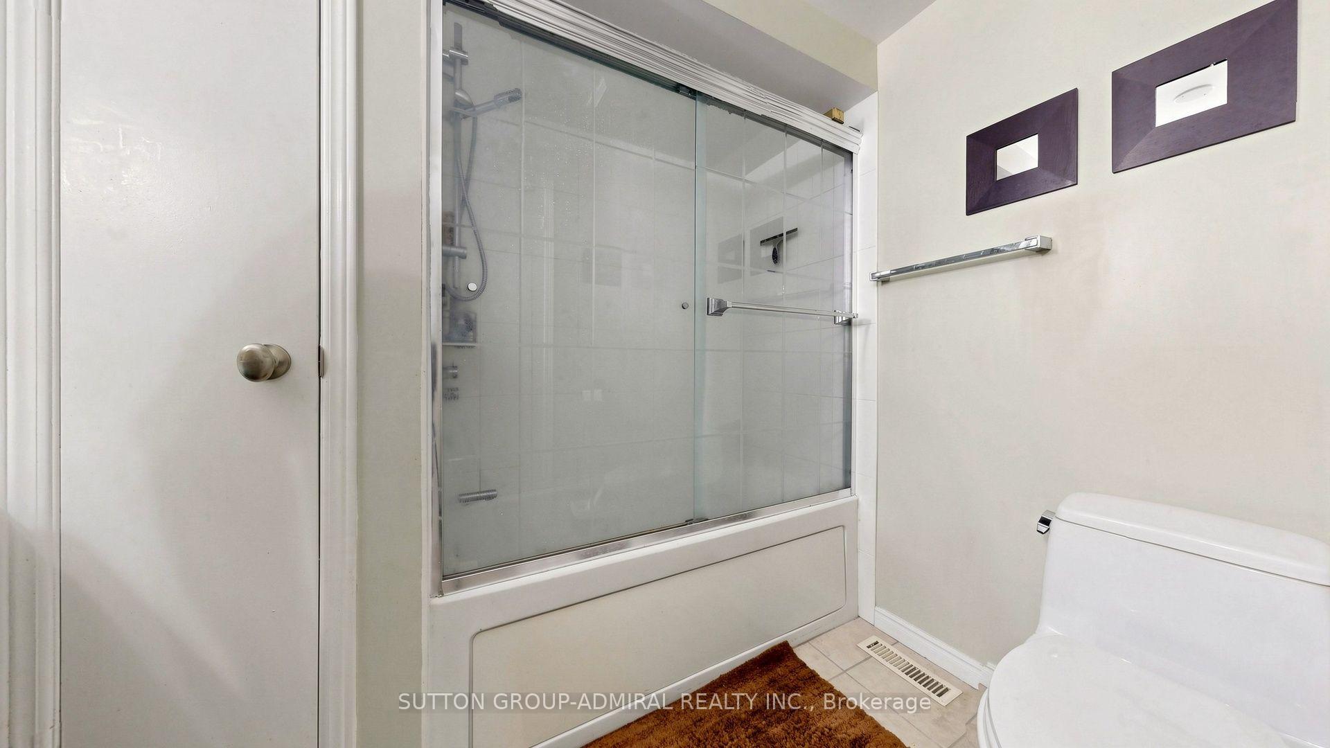 Photo 40 of 4 Doral Gate, Markham, Royal Orchard — HOMEH