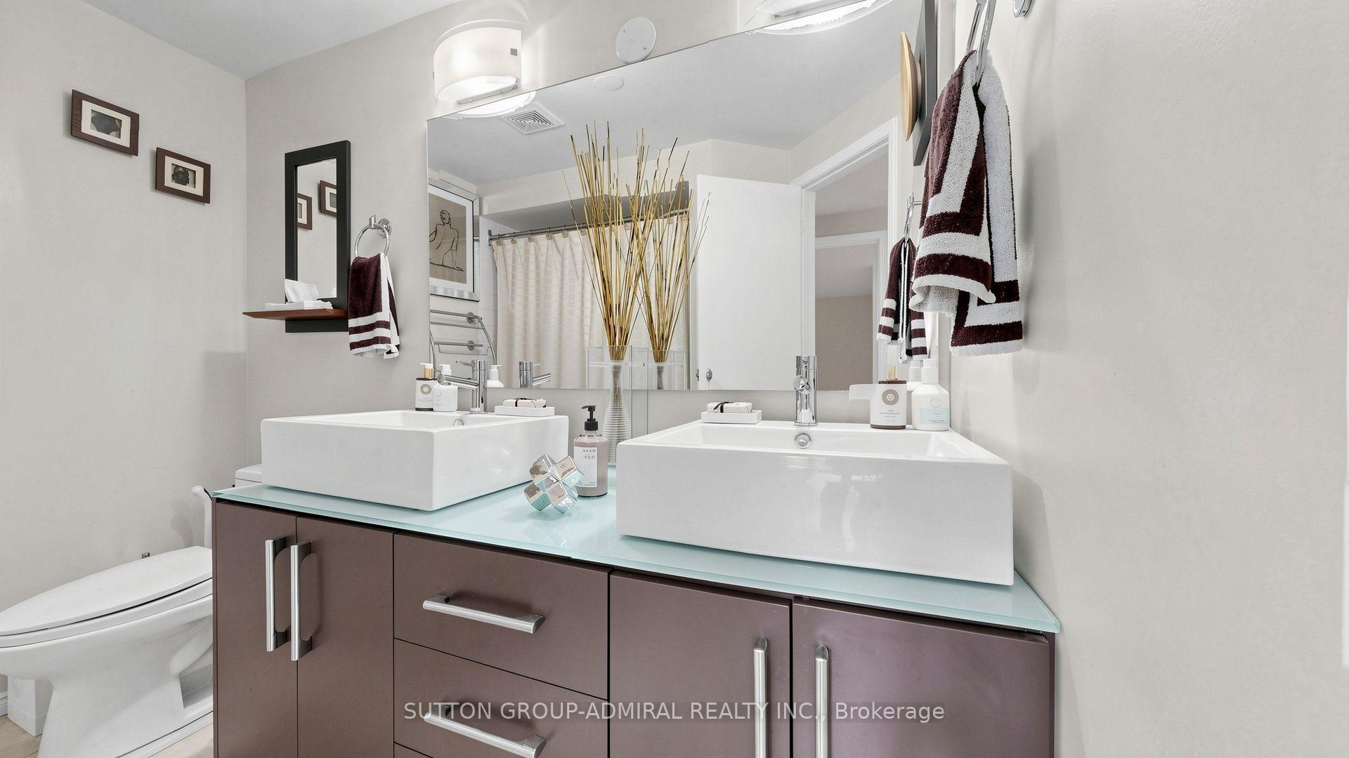 Photo 44 of 4 Doral Gate, Markham, Royal Orchard — HOMEH
