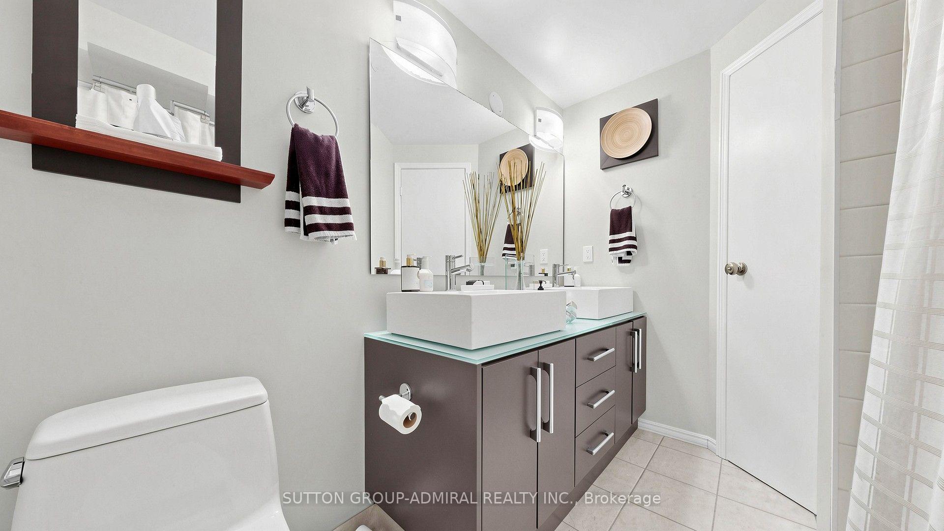 Photo 45 of 4 Doral Gate, Markham, Royal Orchard — HOMEH