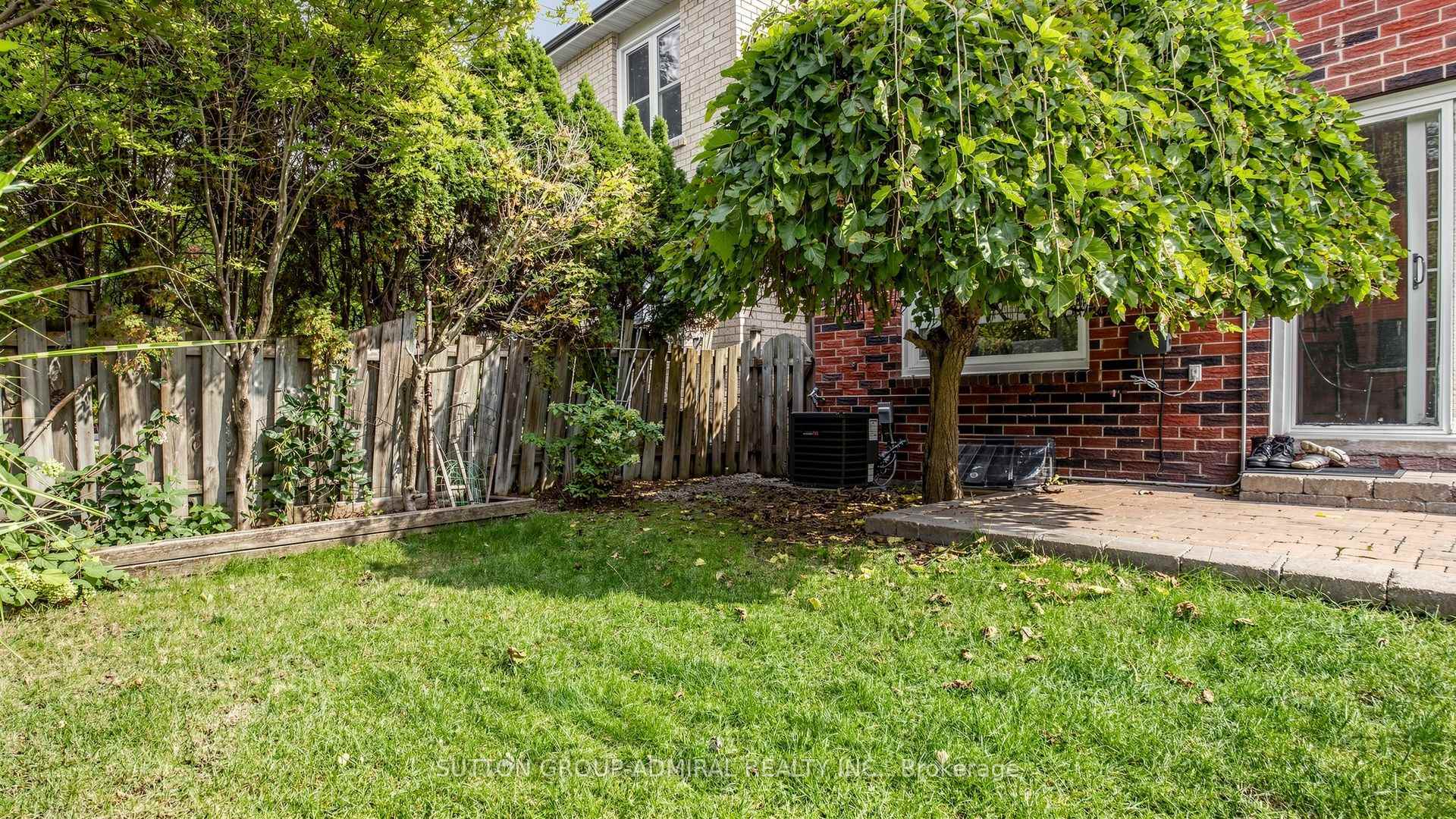 Photo 58 of 4 Doral Gate, Markham, Royal Orchard — HOMEH
