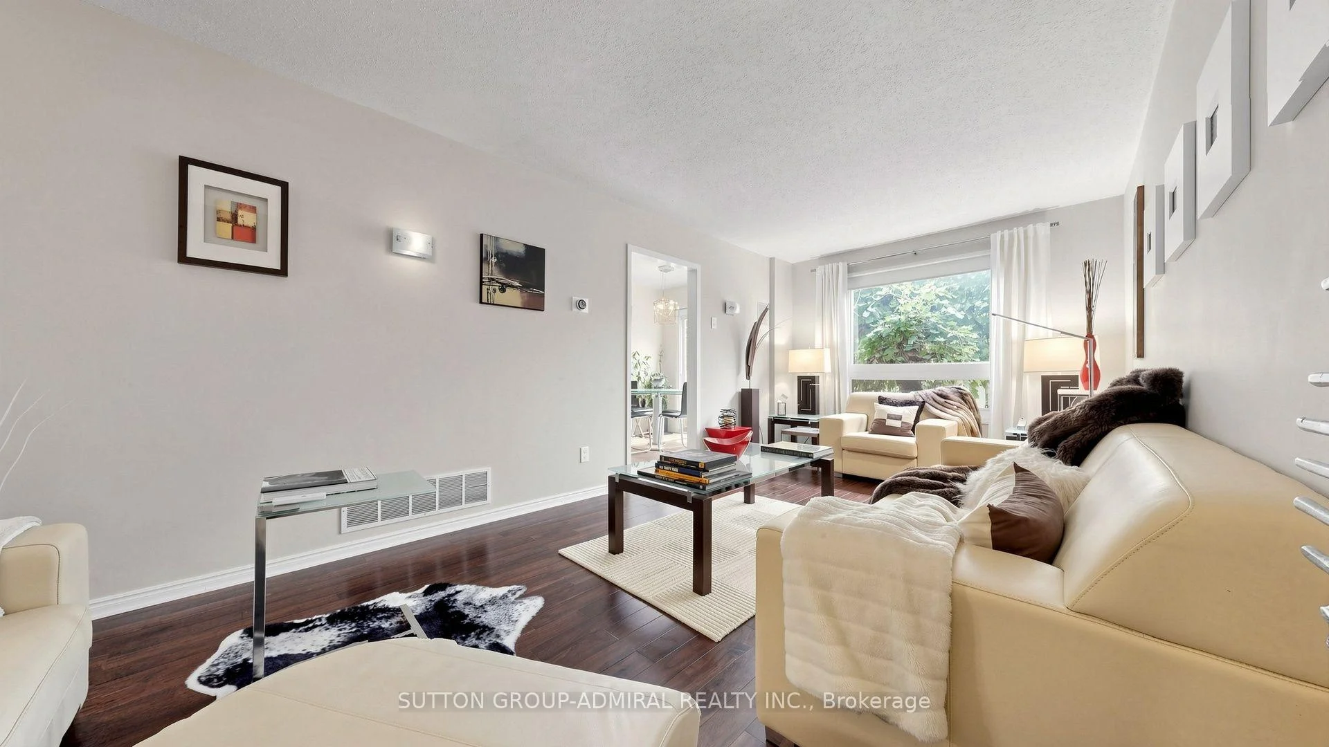 Photo 4 of 4 Doral Gate, Markham, Royal Orchard — HOMEH
