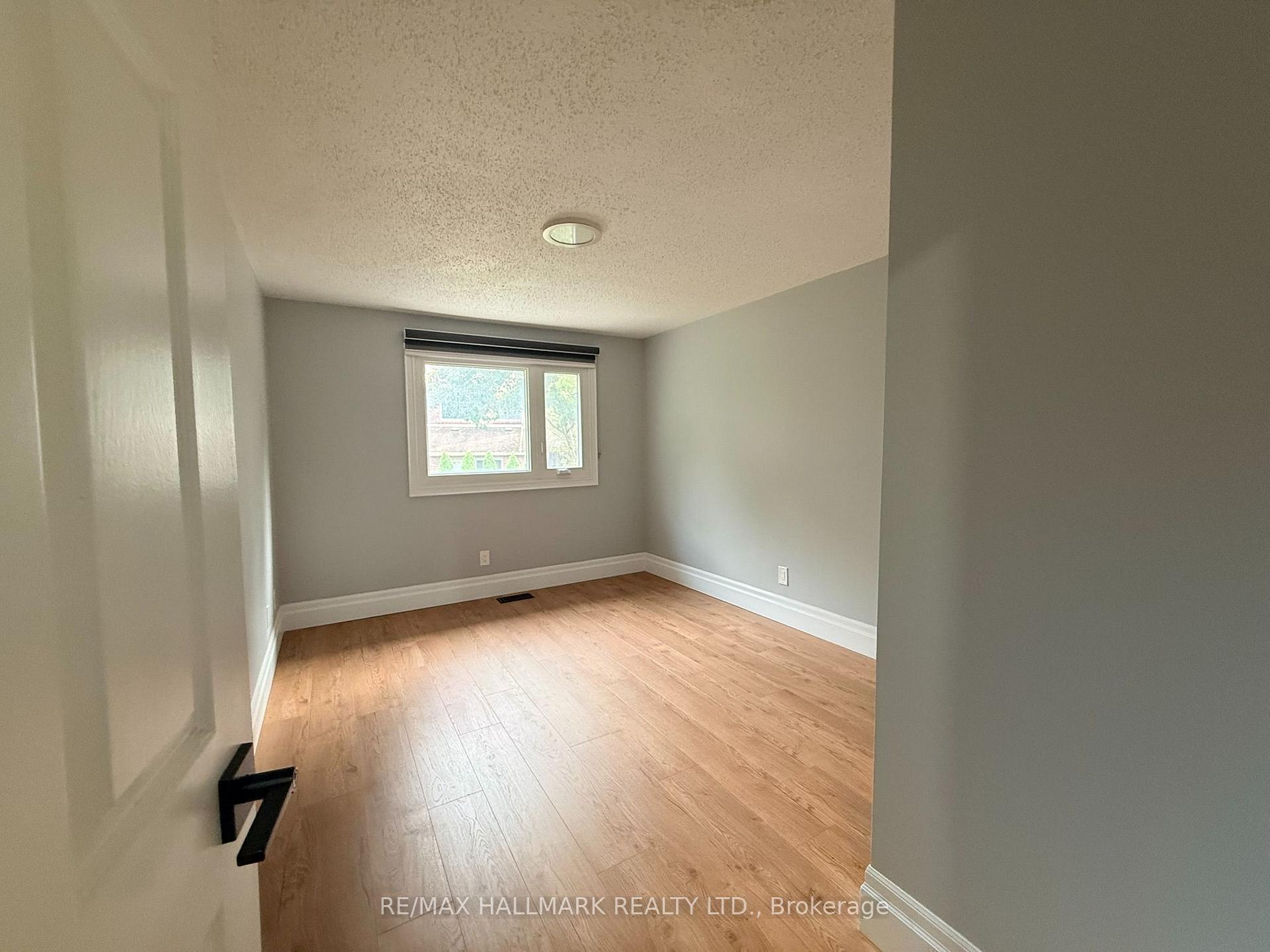 Photo 18 of 17 Old Wellington Street, Markham, Bullock — HOMEH