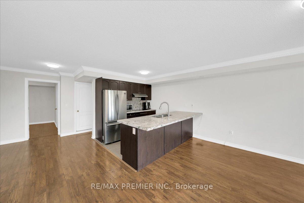 Photo 8 of Unit 8, 141 Isaac Devins Boulevard, North York, Humberlea-Pelmo Park — HOMEH