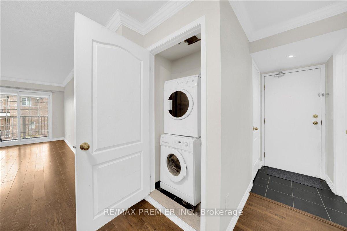 Photo 18 of Unit 8, 141 Isaac Devins Boulevard, North York, Humberlea-Pelmo Park — HOMEH