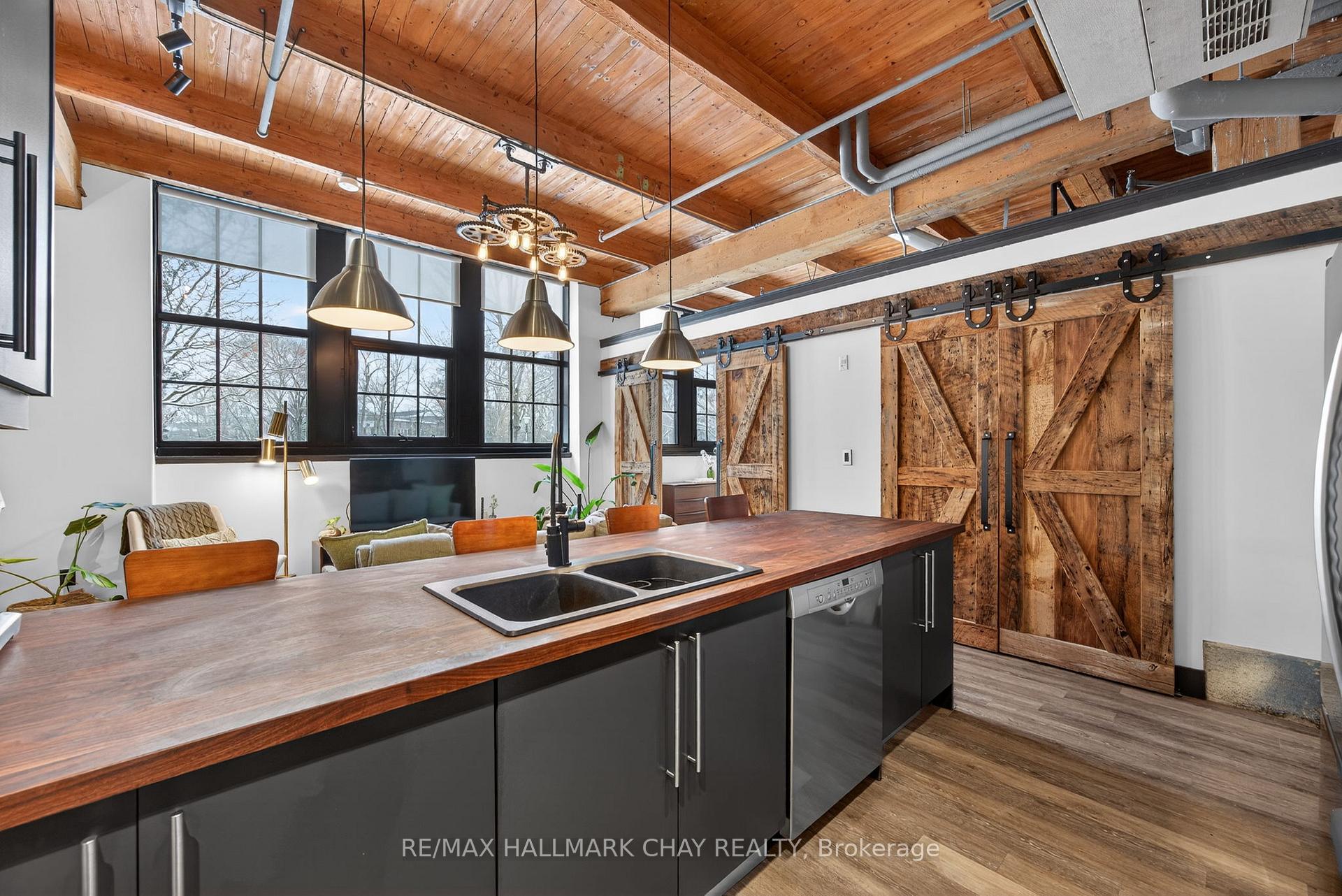 Photo of Unit 106, 543 Timothy Street